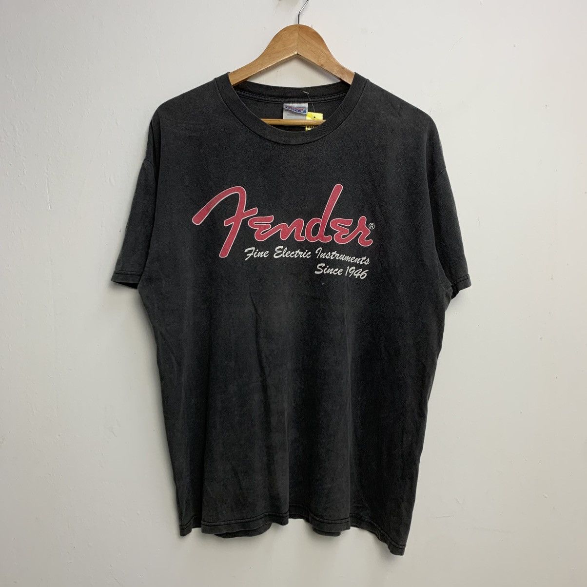 Vintage Vintage Fender faded tee Size US L / EU 52-54 / 3 - 1 Thumbnail