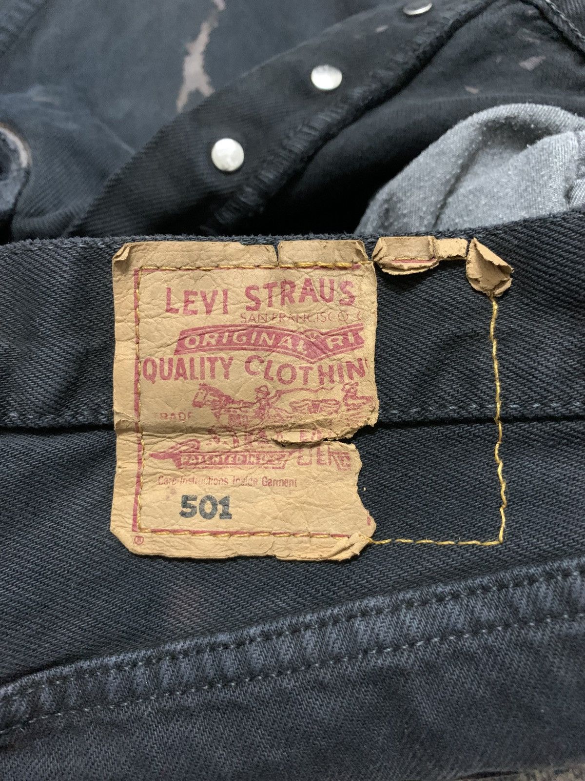 Levi's Vintage 501 Levi’s jeans black wash W32x34 Size US 35 - 13 Thumbnail