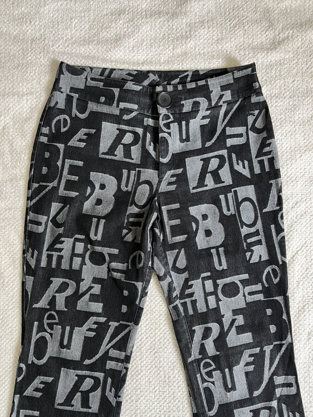 Burberry Archive : vintage BURBERRY monogramed bootcut pants Size 28" / US 6 / IT 42 - 6 Thumbnail