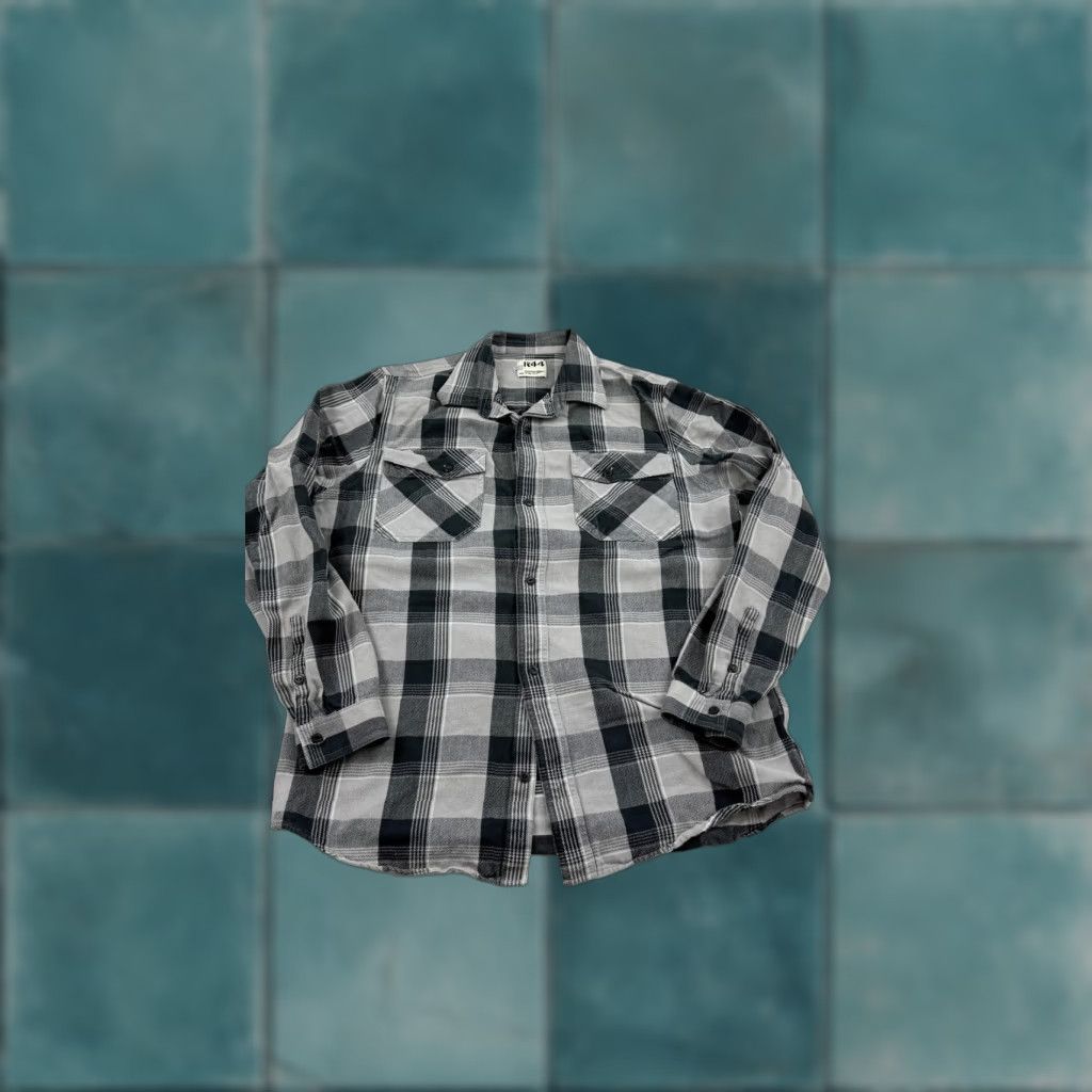 Godspeed VINTAGE Godspeed Mens Flannel Shirt Cotton Plaid Button-Up Long Sleeve Gray Black Adult Medium Size US M / EU 48-50 / 2 - 1 Thumbnail