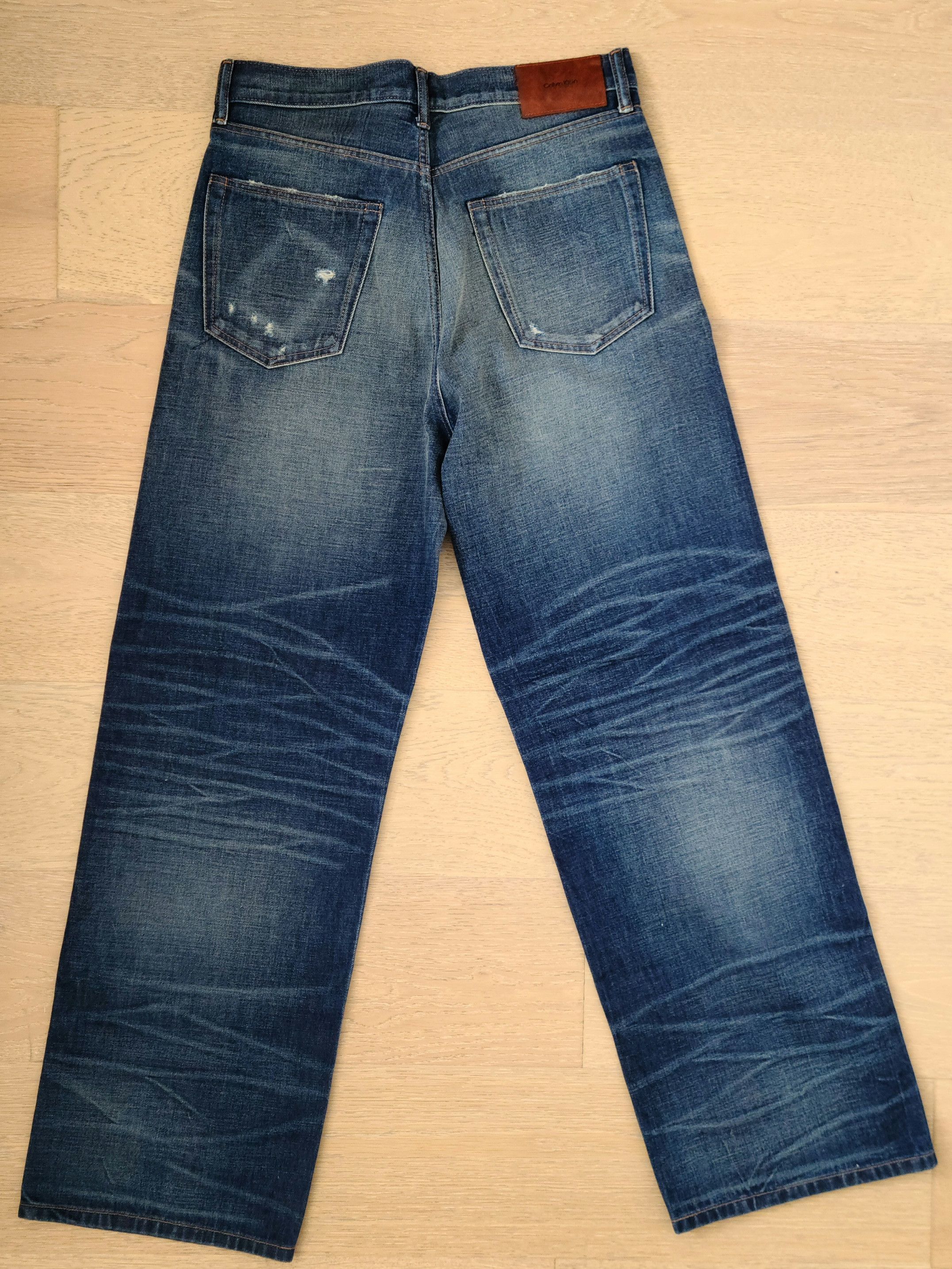 Calvin Klein CK Stone Wash Distressed Denim Size US 32 / EU 48 - 2 Thumbnail