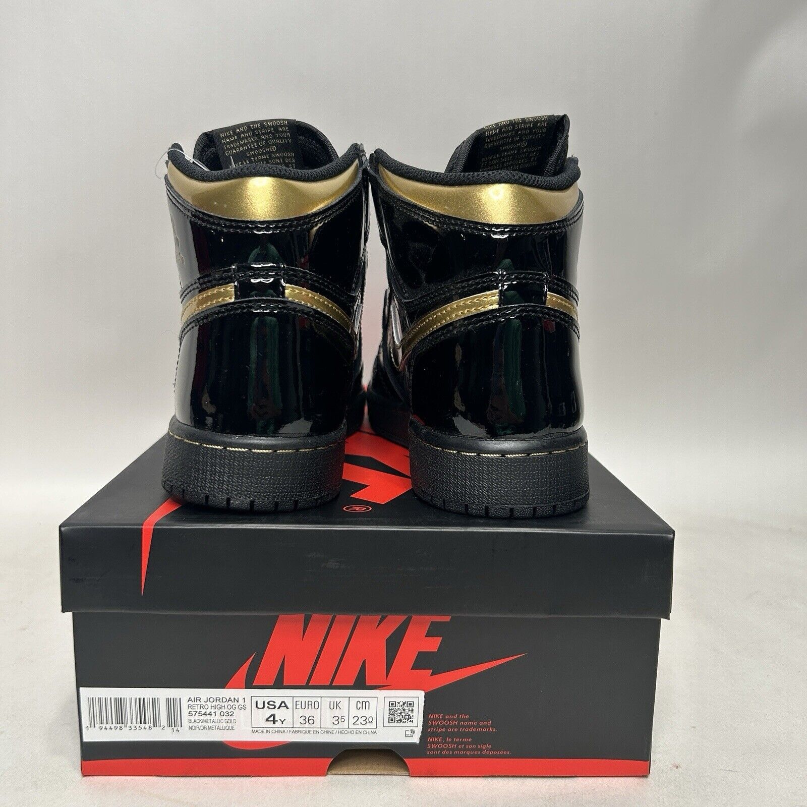 Nike Nike Air Jordan 1 High OG GS “Black Metallic Gold” 2024 Size US 5.5 / IT 35.5 - 4 Thumbnail