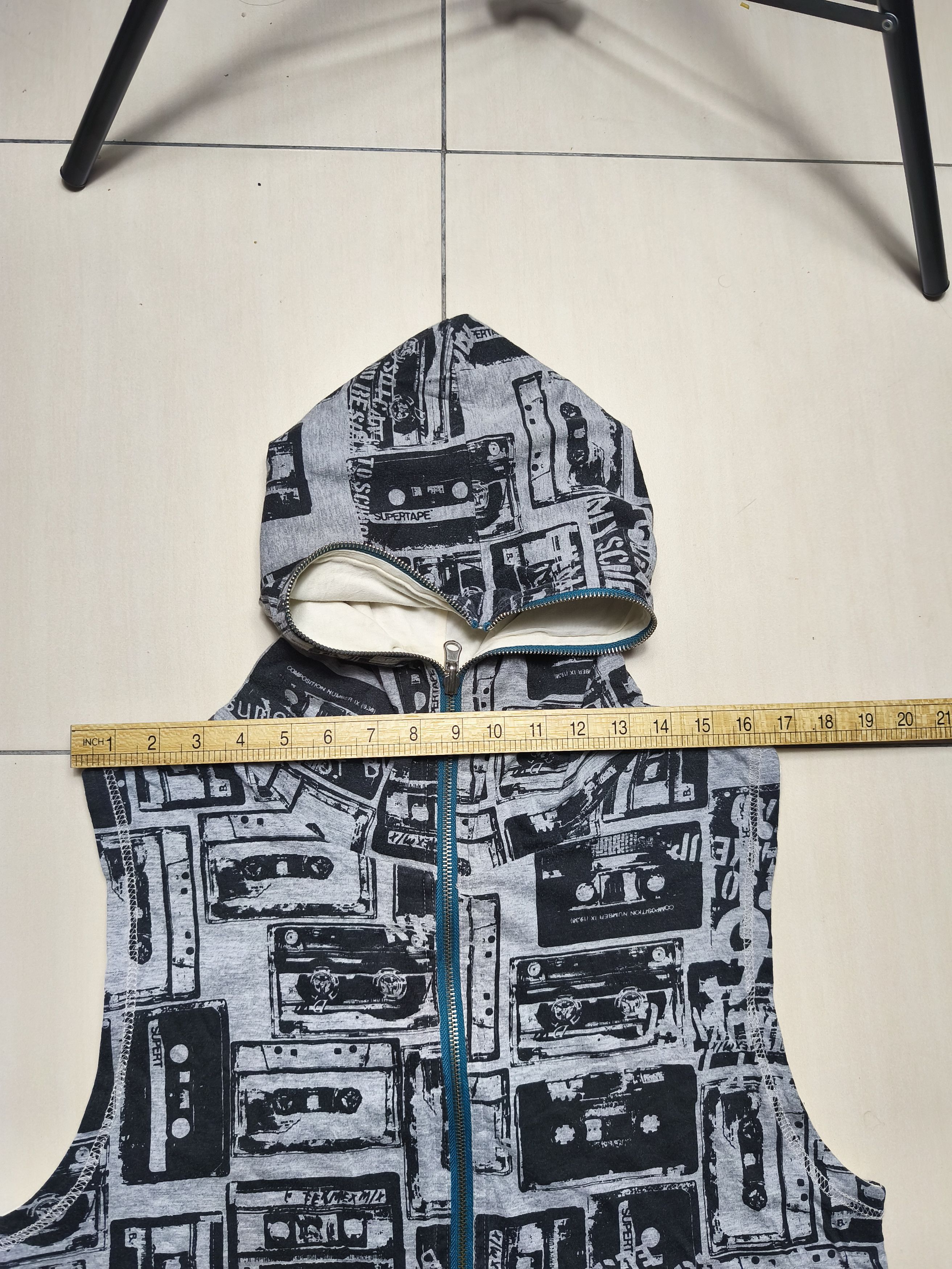 Japanese Brand Quash full zip sleeve less hoodie reversible full print L Size US L / EU 52-54 / 3 - 11 Thumbnail