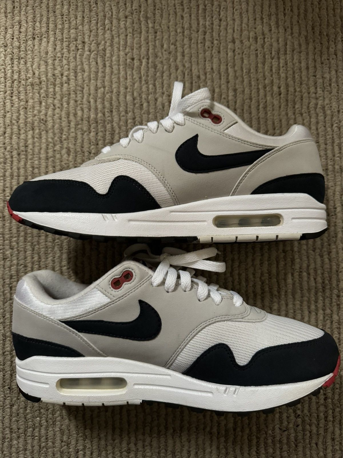 Nike 2017 Nike Air Max 1 Anniversary Obsidian Size US 9 / EU 42 - 2 Thumbnail