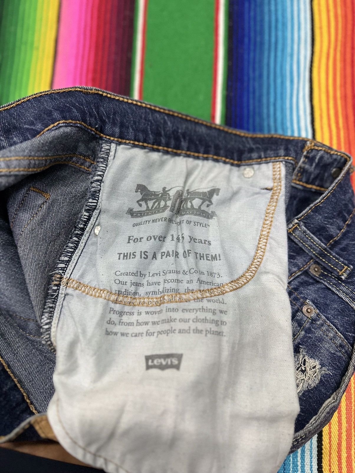 Levi's Vintage Clothing 💥Levis💥502 distress Crazy design 💥 Size US 36 / EU 52 - 6 Thumbnail