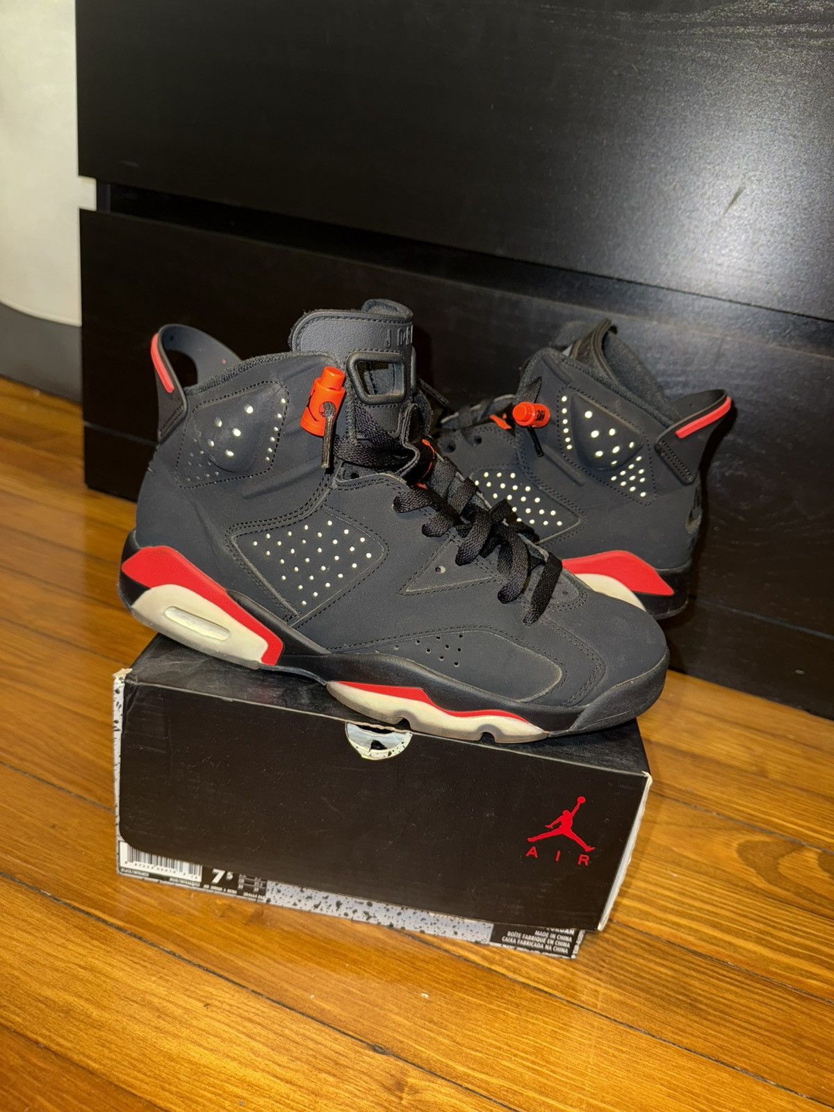 Jordan Brand Air Jordan 6 Retro ‘Infared’ 2019 Size US 7.5 / EU 40-41 - 5 Thumbnail