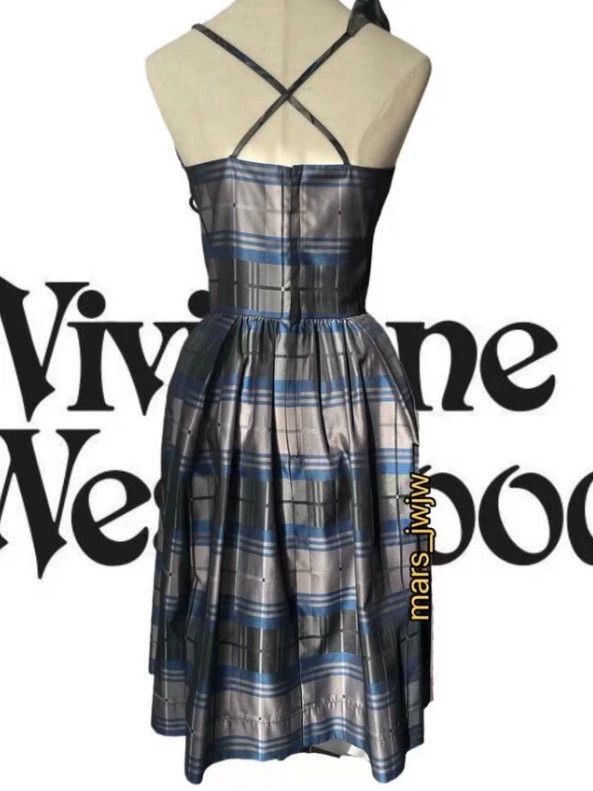 Vivienne Westwood Vivienne Westwood size2 A dress with a vest Size M / US 6-8 / IT 42-44 - 4 Thumbnail