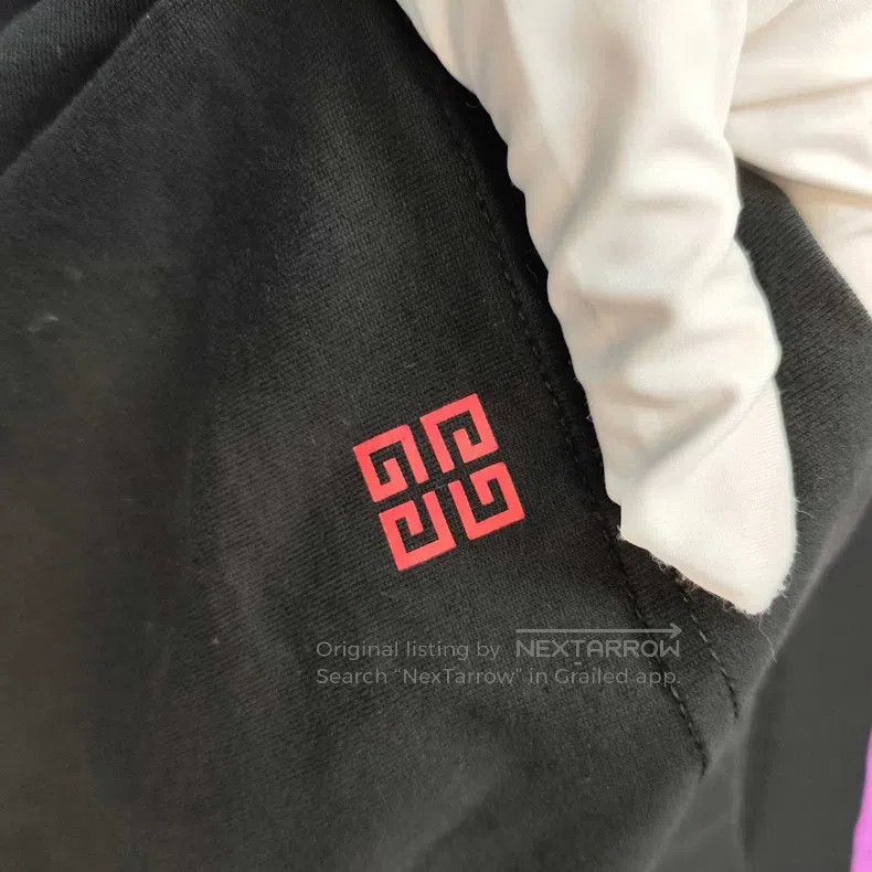 Givenchy Givenchy Fiber Short Sleeve, Black, Size S, Style 250329DJ Size US S / EU 44-46 / 1 - 4 Thumbnail