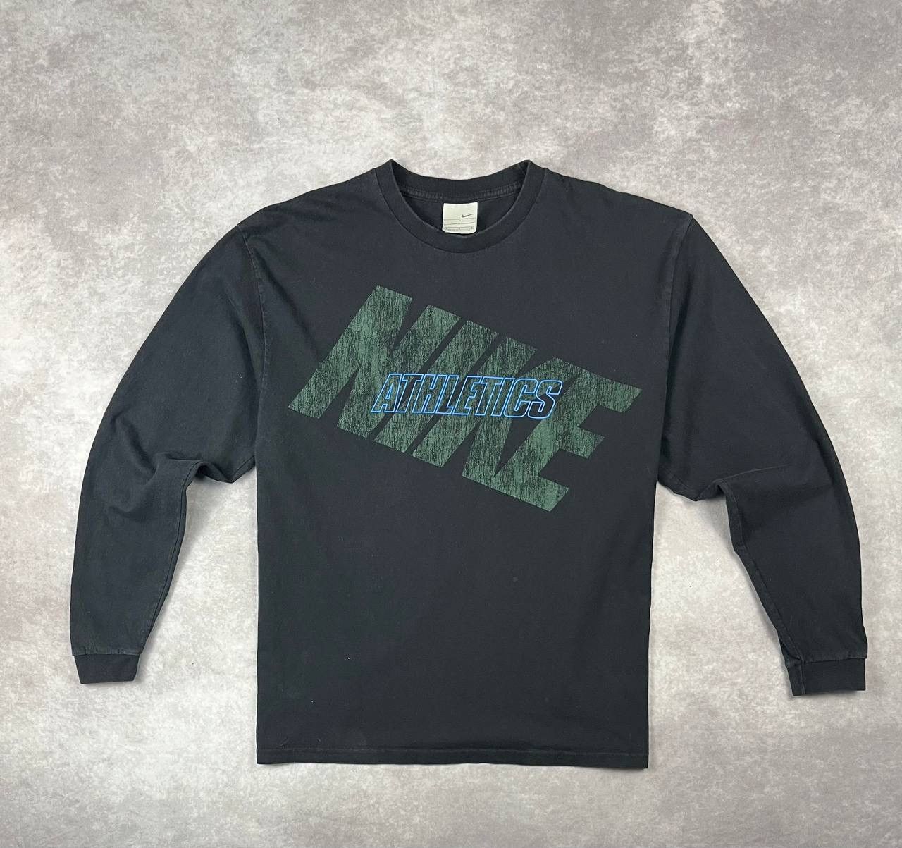 Nike [18]Vintage Nike Long Sleeve Shirt Centre Spellout Y2K Large Size US L / EU 52-54 / 3 - 1 Thumbnail