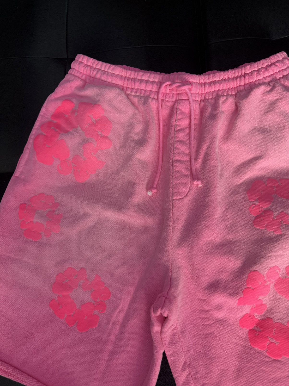DENIM TEARS Denim Tears 2025 Cotton Wreath Shorts Pink Size Large Size US 34 / EU 50 - 6 Thumbnail