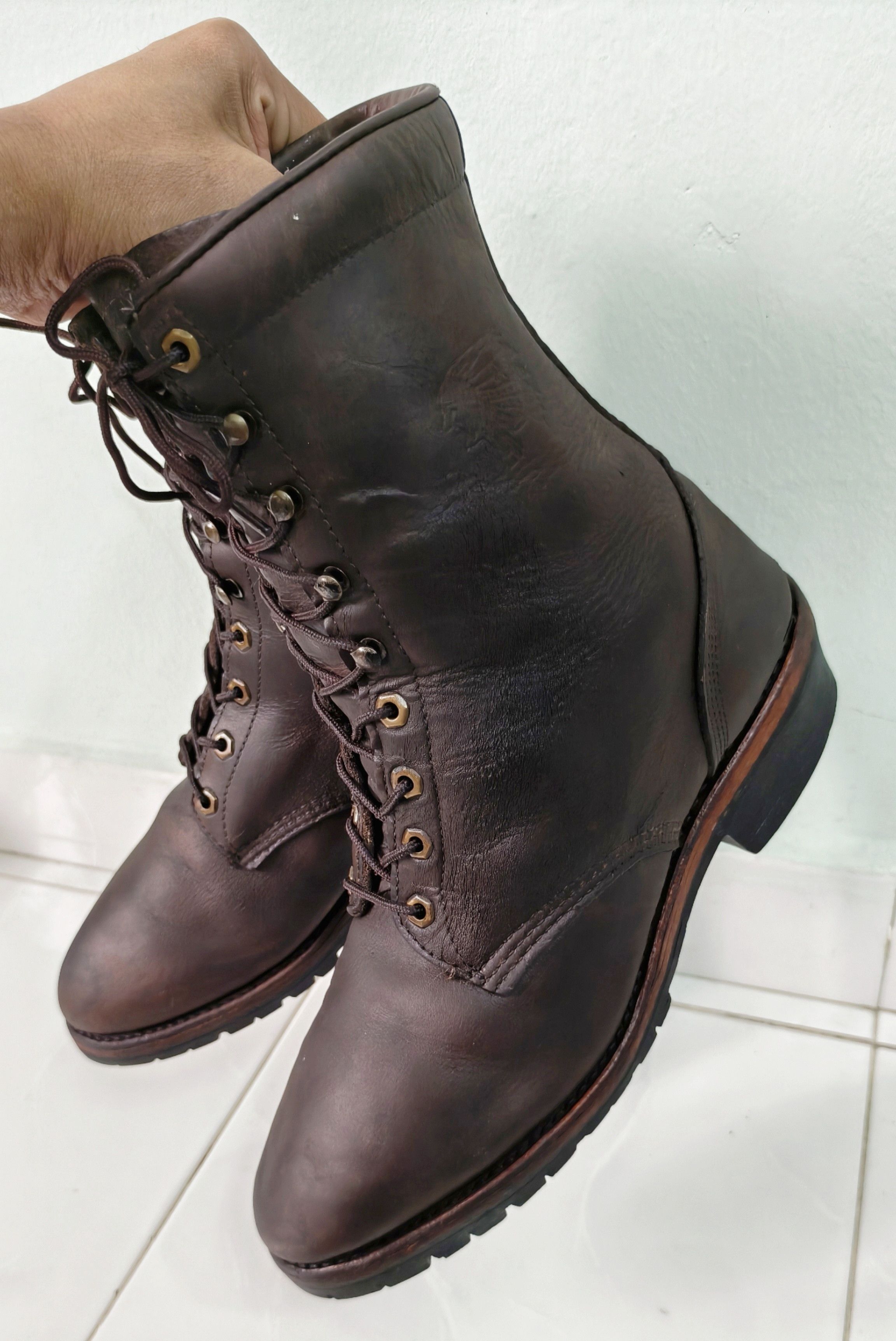 Chippewa CHIPPEWA 20090 Logger Boots Men's Brown Leather Vibram Sole Size US 12 / EU 45 - 11 Thumbnail