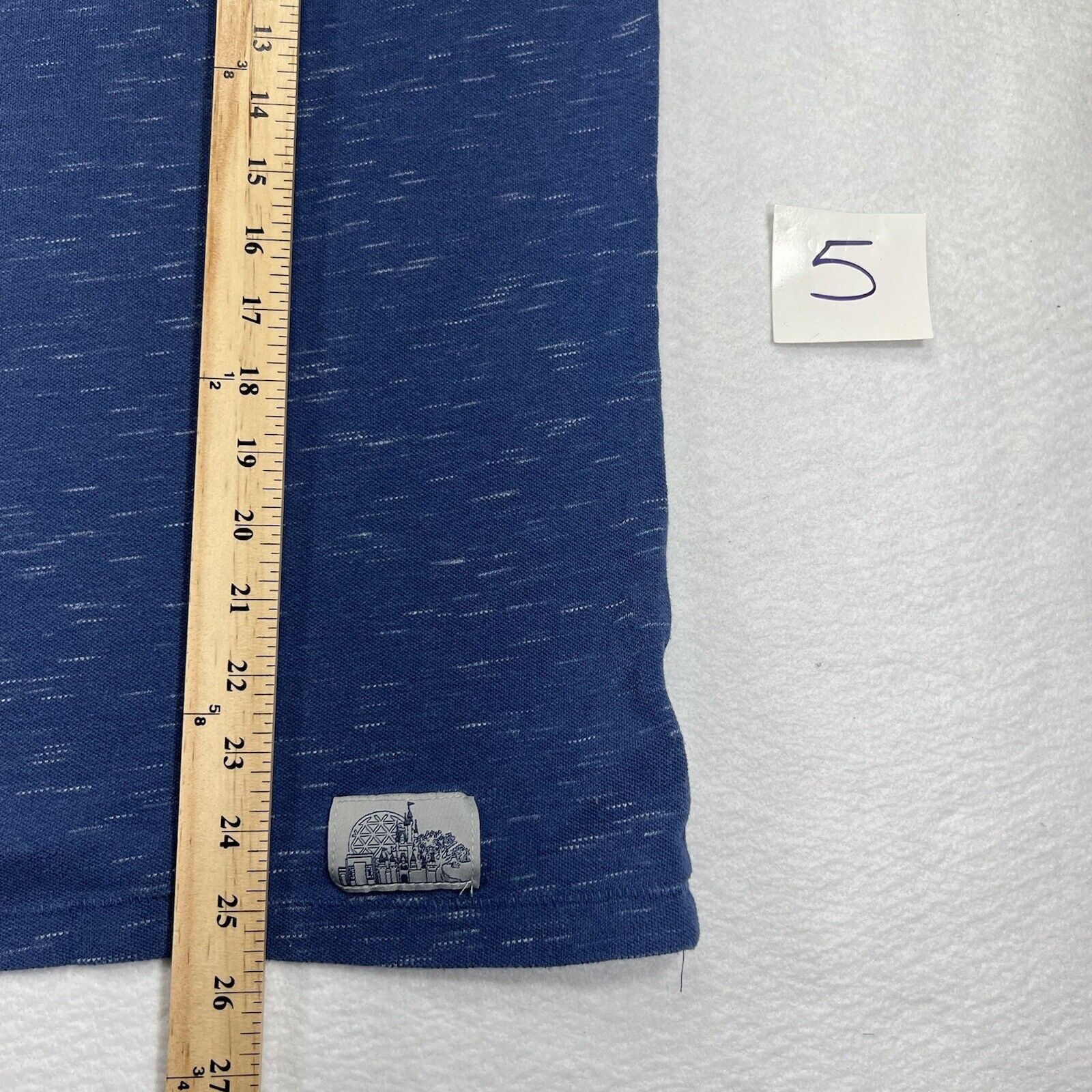 Disney Disney Epcot Henley Medium Graphic T Shirt Blue White Size US M / EU 48-50 / 2 - 8 Thumbnail