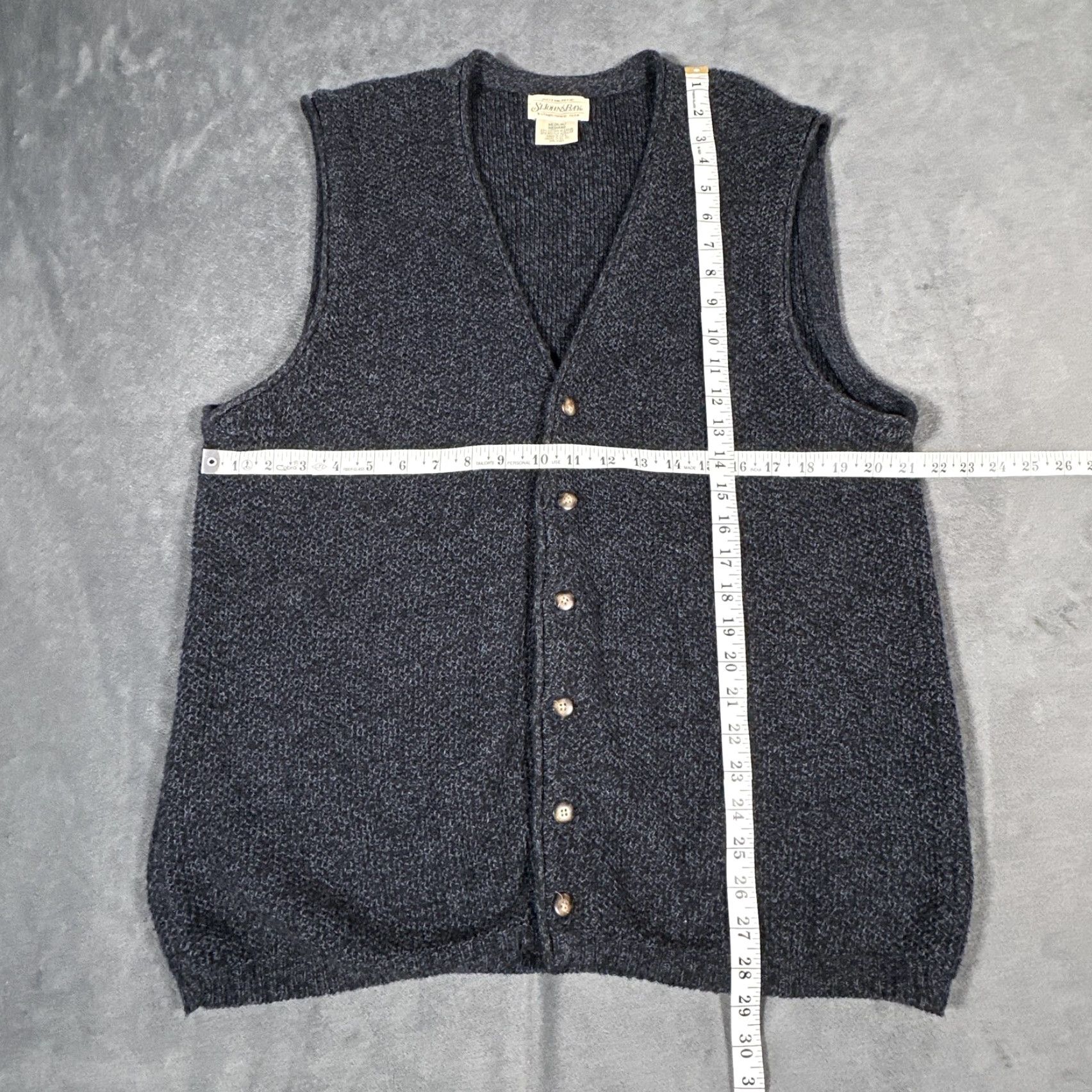 Vintage VINTAGE St. John's Bay Sweater Vest Mens Medium Gray Knit Cardigan 80s 90s Solid Button Front V-Neck Cotton Acrylic Casual Fall Mens Size US M / EU 48-50 / 2 - 4 Thumbnail