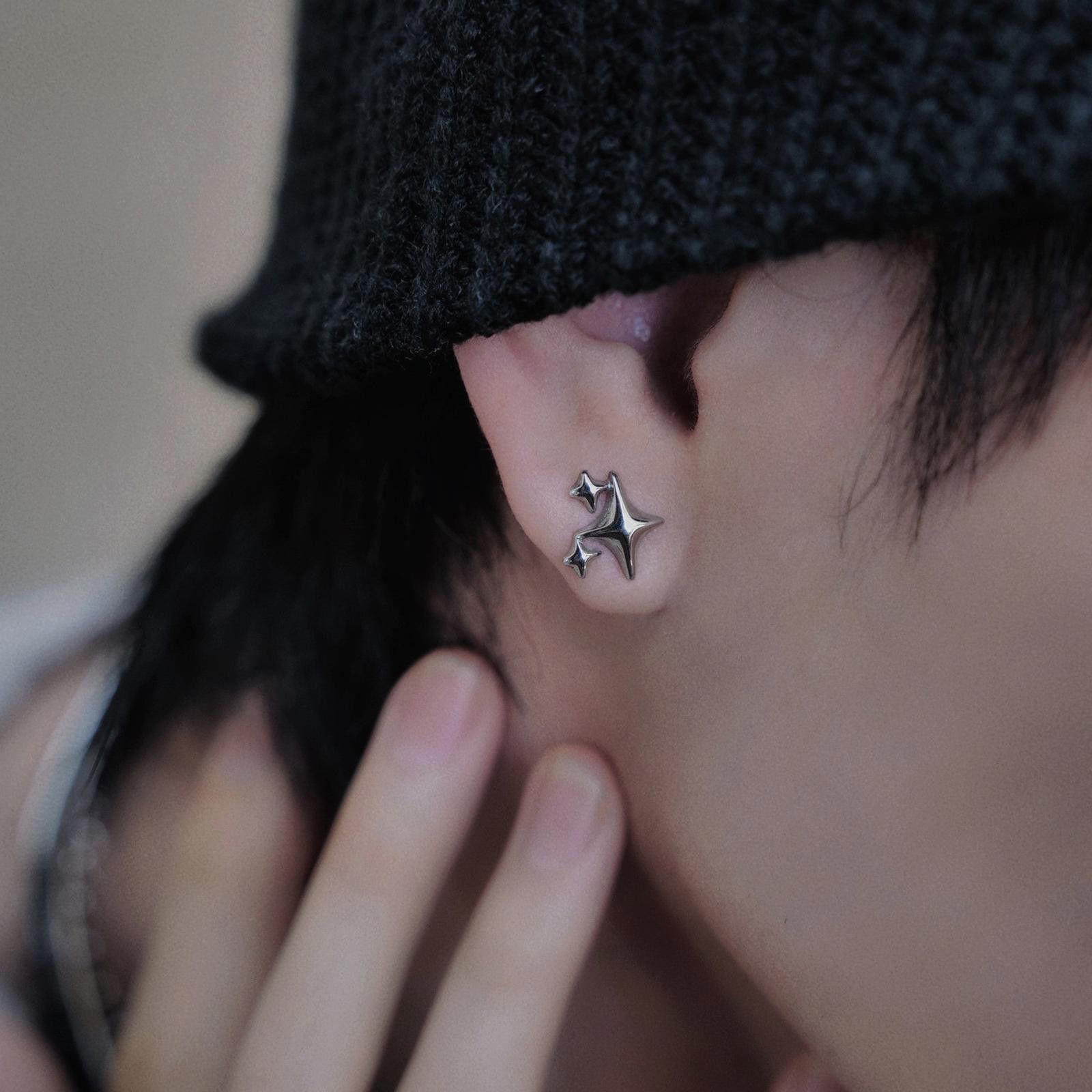 Jewelry Silver Star Shaped Stud Earrings, Minimalist Jewelry Size ONE SIZE - 3 Thumbnail