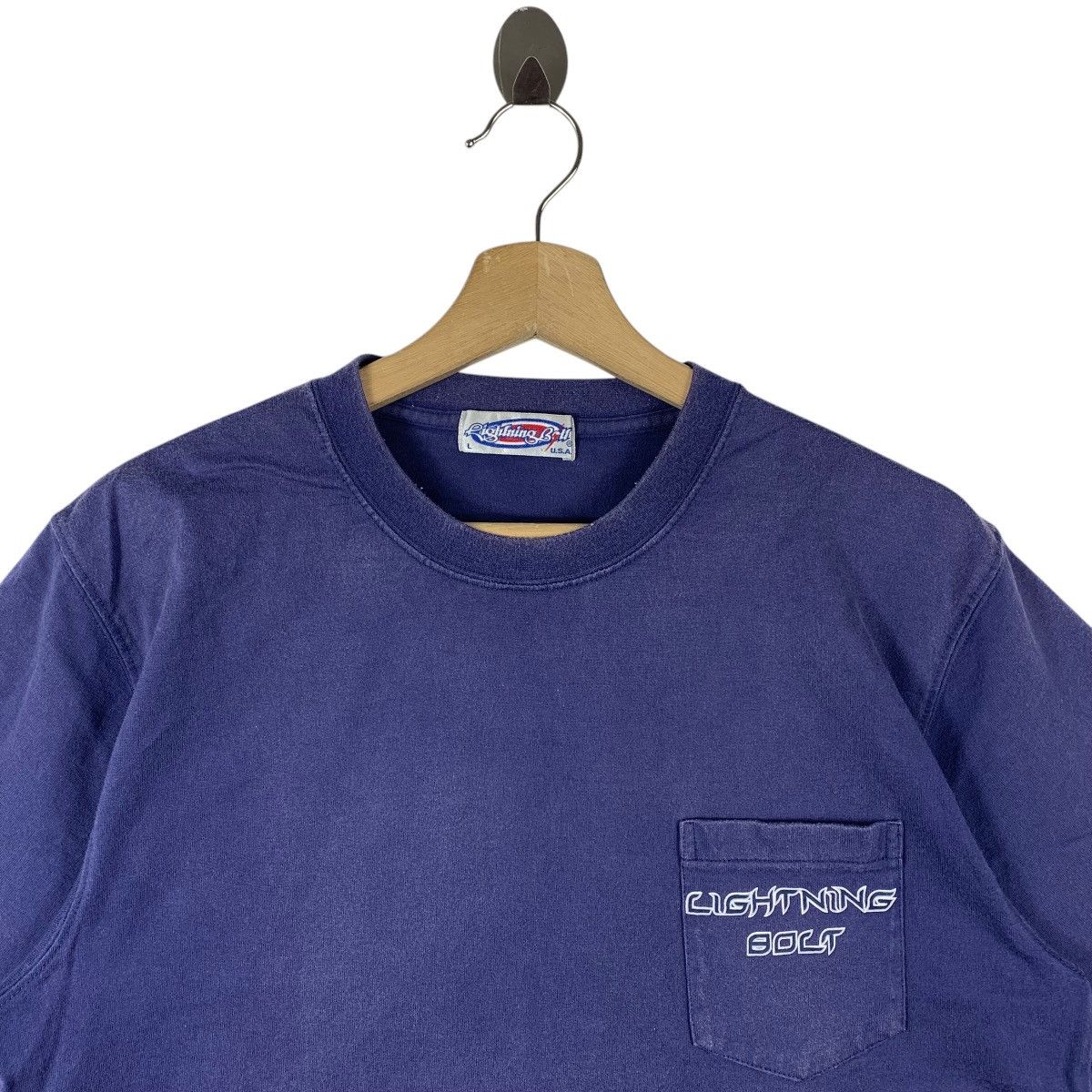 Vintage Vintage 90s LIGHTNING BOLT big spellout back hit Surfing tee Size US M / EU 48-50 / 2 - 3 Thumbnail