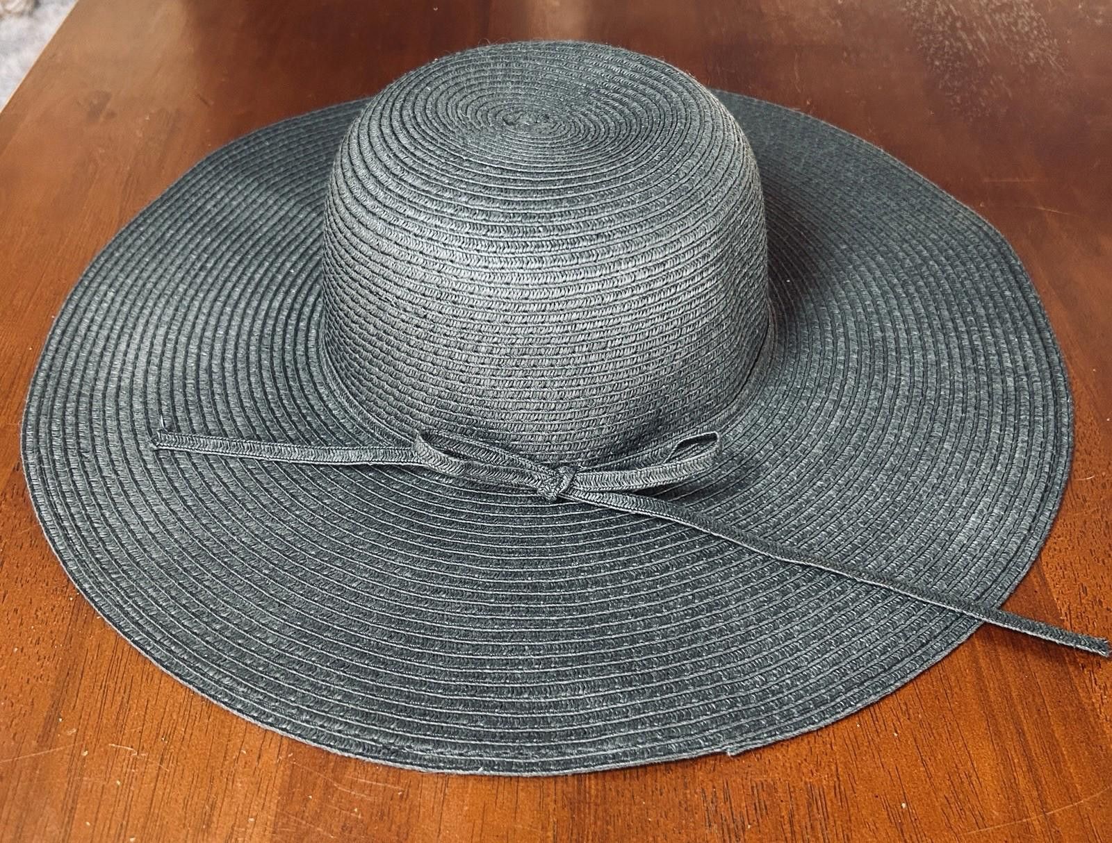 The Unbranded Brand Black Wide Brim Sun Hat Floppy Beach Straw 100% Paper Size ONE SIZE - 1 Thumbnail
