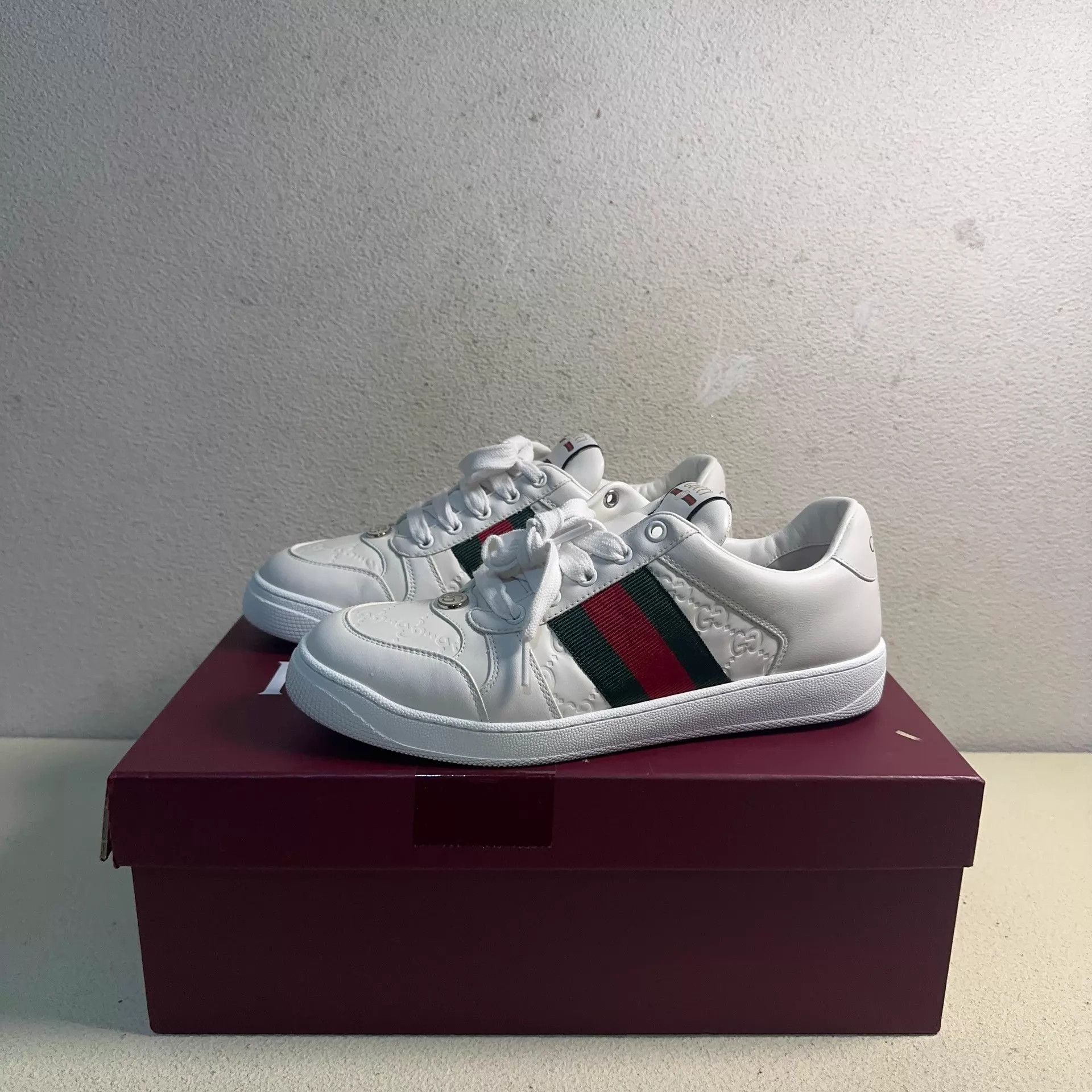 Gucci GUCCI Screener Distressed Sneaker Men's White 41.5 Size US 8.5 / EU 41-42 - 1 Thumbnail