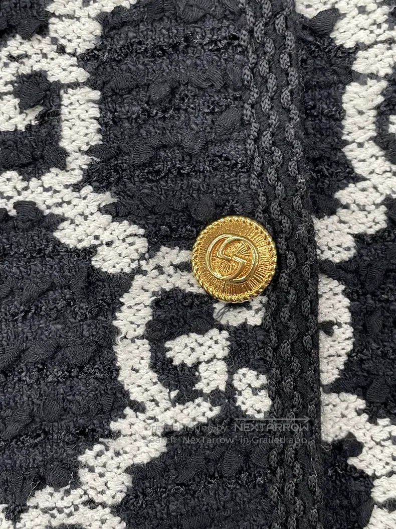 Gucci Gucci Black and white full logo full double G tweed coat Size XS / US 0-2 / IT 36-38 - 2 Thumbnail