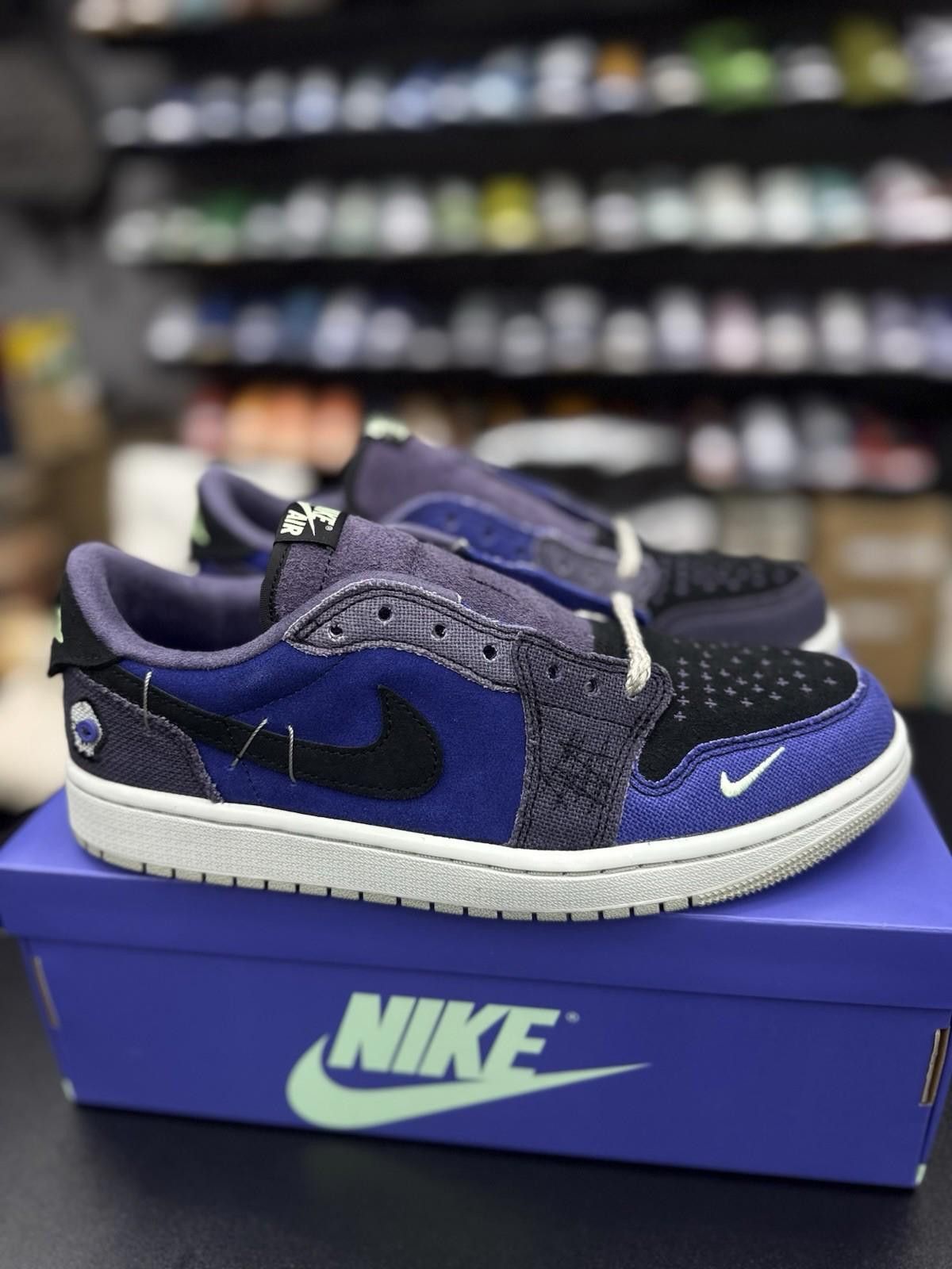 Jordan Brand 9.5 Air Jordan 1 Low OG Zion Williamson ‘Voodoo Alternate’ Size US 9.5 / EU 42-43 - 2 Thumbnail