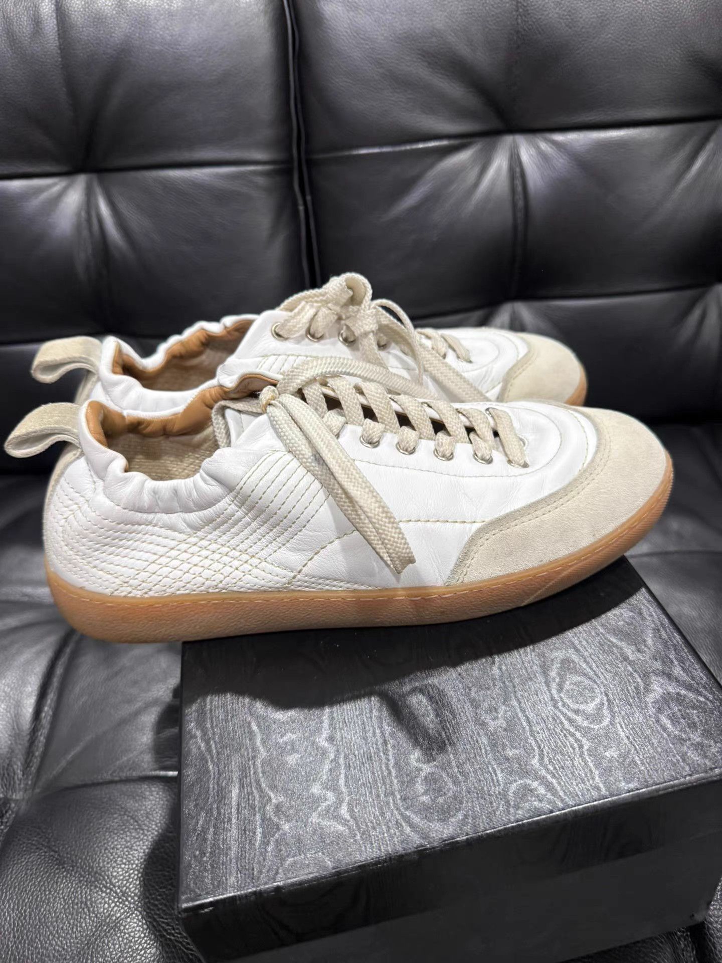 Dries Van Noten Dries van noten Sheepskin Sneakers K20 Size US 9 / EU 42 - 2 Thumbnail