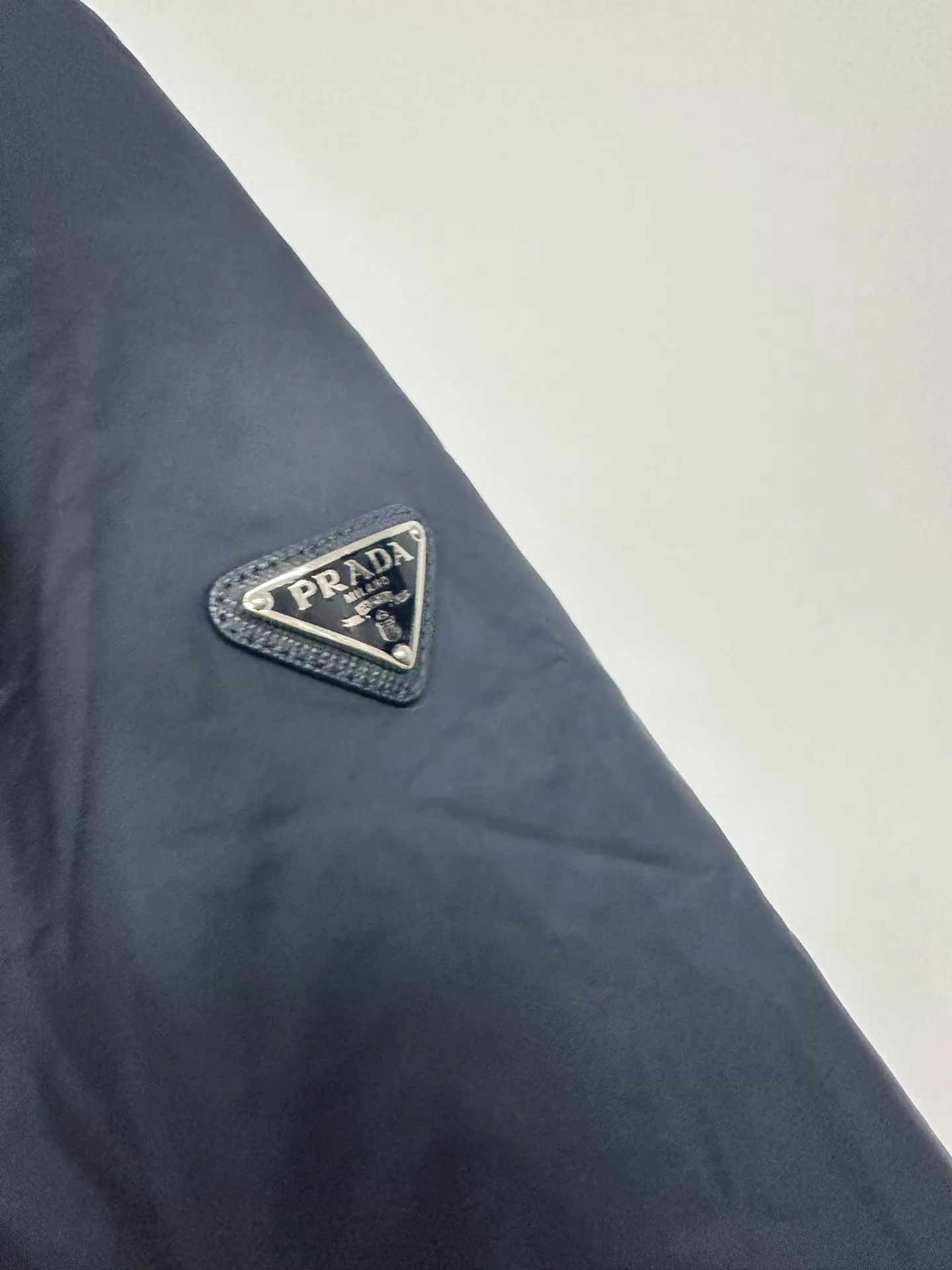 Prada Prada 44 shoulder 41 chest 102 jacket Size US S / EU 44-46 / 1 - 3 Thumbnail