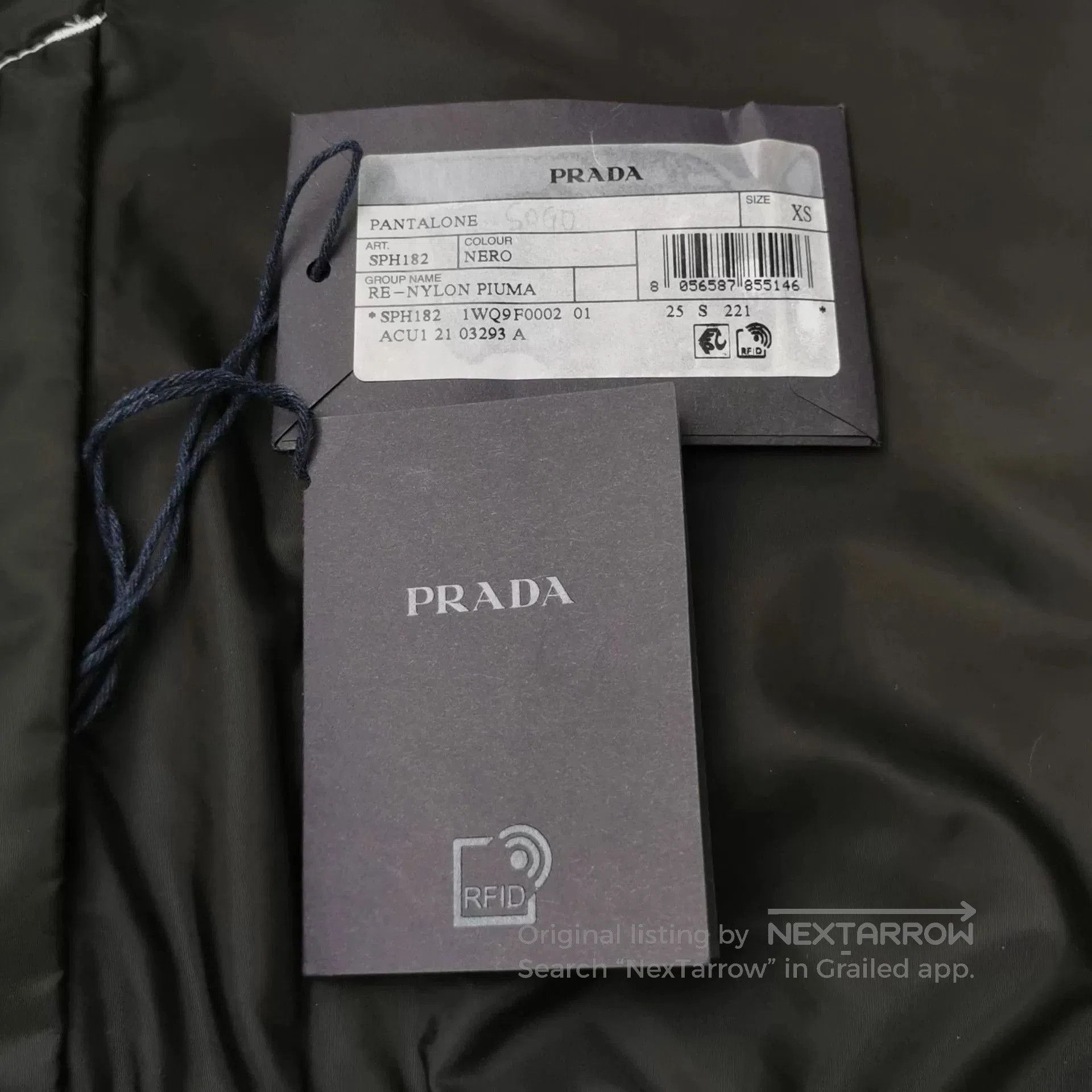 Prada Prada Black Recycled Nylon Shorts XS. Size US 26 / EU 42 - 4 Thumbnail
