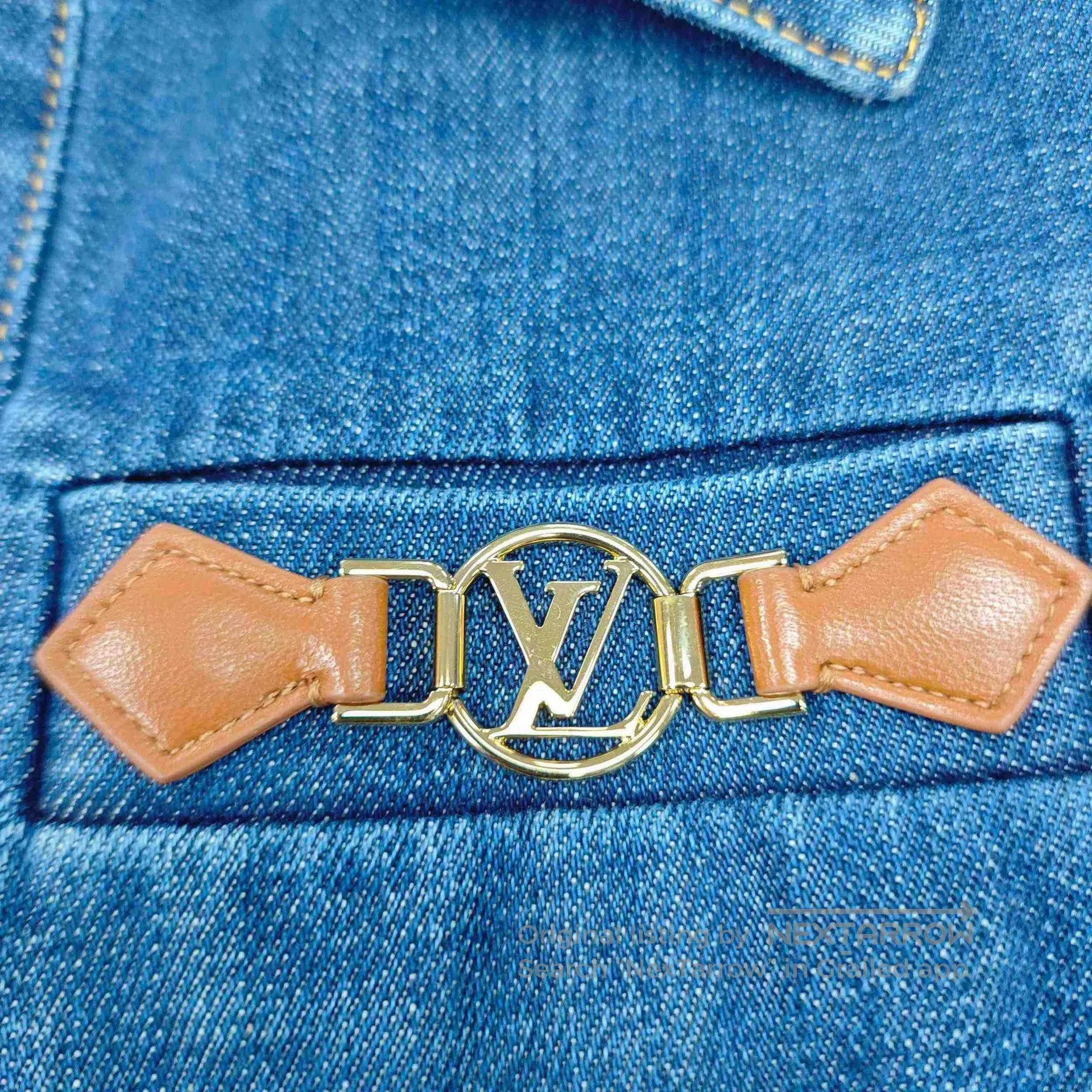 Louis Vuitton LV Washed Blue Denim Jacket with Metal Label. Size US XS / EU 42 / 0 - 7 Thumbnail