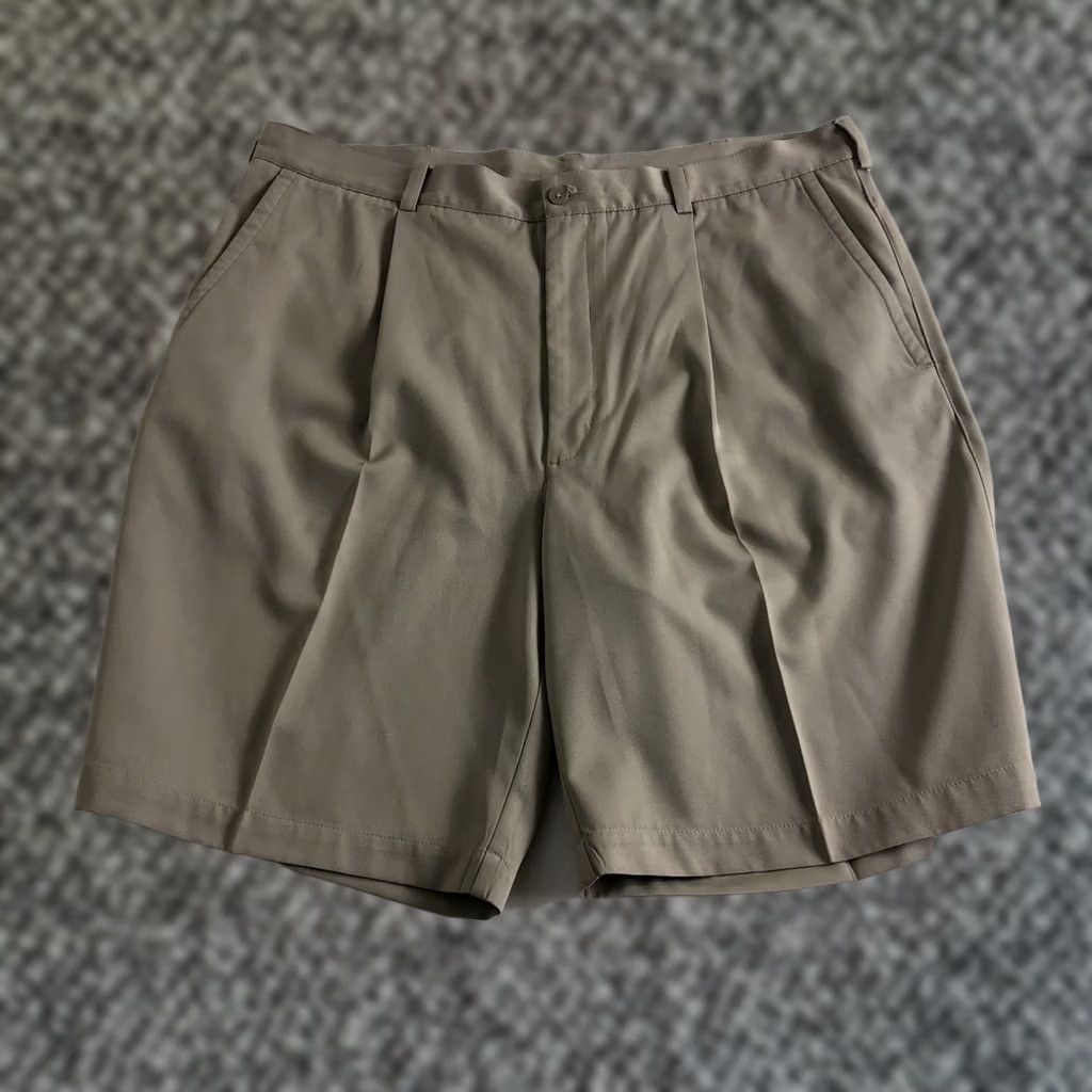 Nike Nike Golf Mens Size 40 Chino Shorts Khaki Pleated Front Activewear Size US 40 / EU 56 - 1 Thumbnail