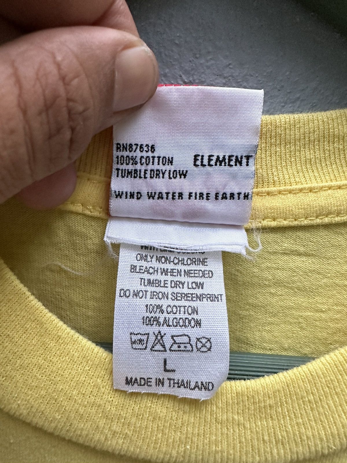 Element Vintage Element Big Logo Streetwear Tshirt A119 Size US M / EU 48-50 / 2 - 8 Thumbnail