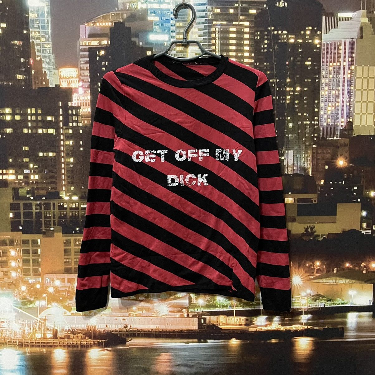Vintage Y2K Graphic Tee Striped Red Black Humor Streetwear Punk S Size US S / EU 44-46 / 1 - 1 Thumbnail