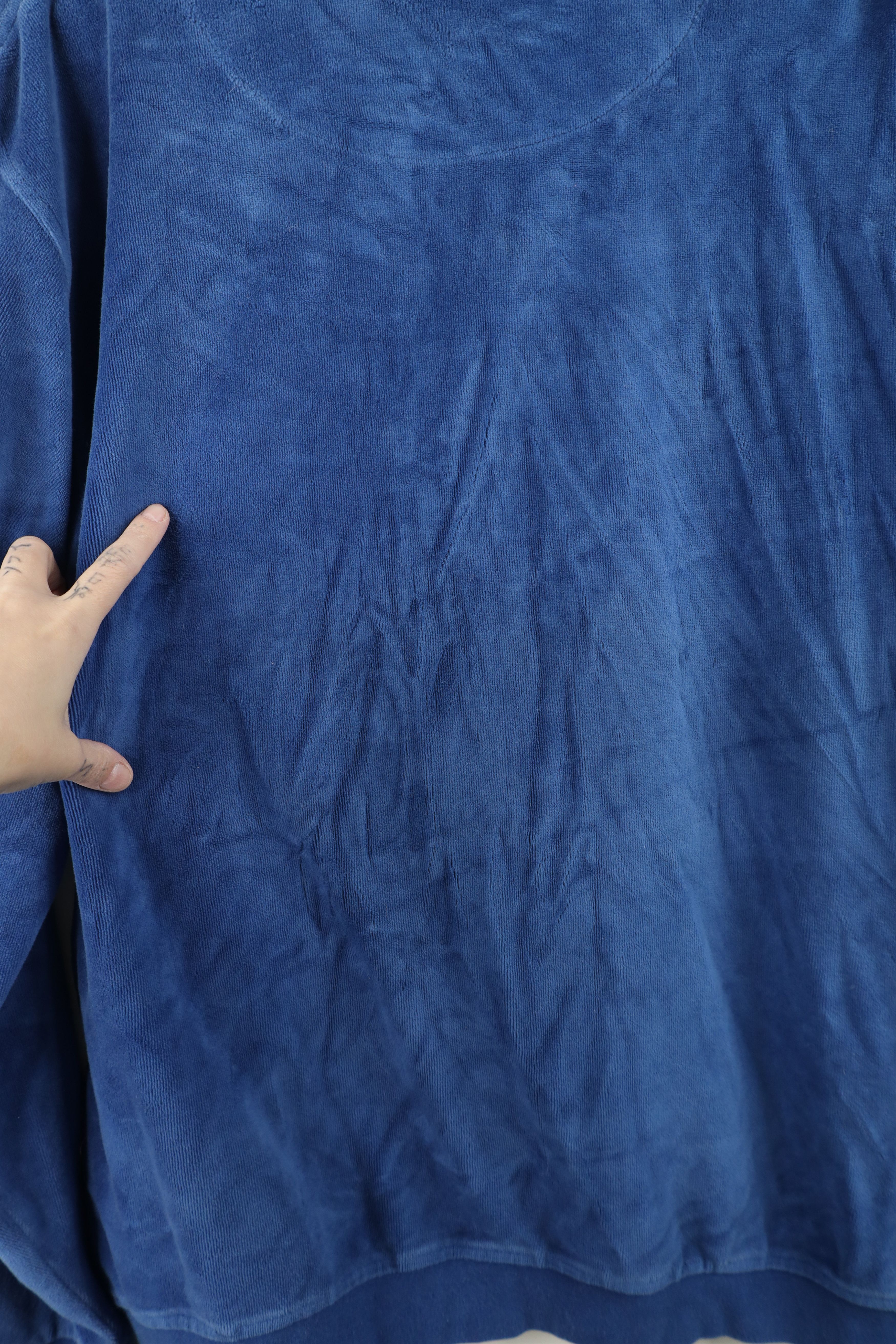 Vintage Vintage 90s Streetwear Velour Collared Pullover Sweater Blue Size US M / EU 48-50 / 2 - 11 Thumbnail