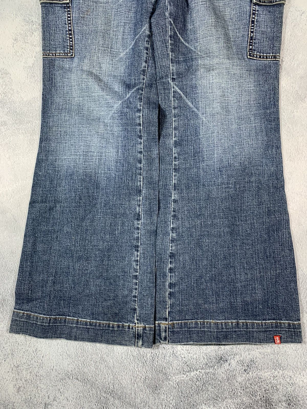Vintage Vintage Y2K wide cargo denim pants workwear style size 34 Size 34" / US 12 / IT 48 - 8 Thumbnail