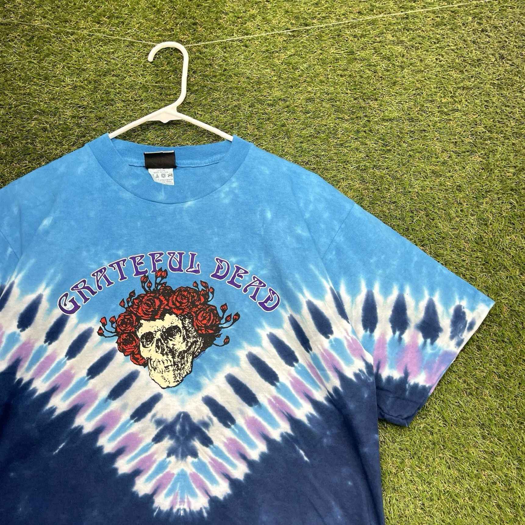 Liquid Blue VINTAGE Liquid Blue Grateful Dead Shirt Men’s M Double-Sided Graphic 90s Blue Cotton Crew Neck Short Sleeve T-Shirt Mens Size US M / EU 48-50 / 2 - 2 Thumbnail
