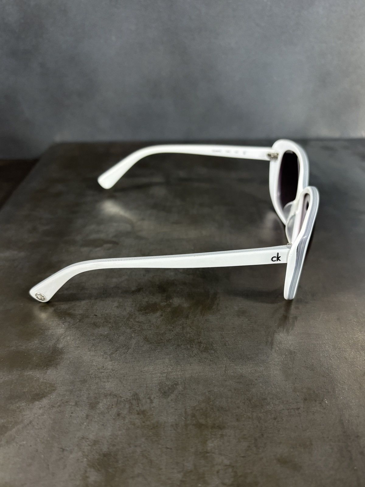 Calvin Klein F/W 2009 Calvin Klein Sunglasses Butterfly CK 4091/S White Size ONE SIZE - 15 Thumbnail