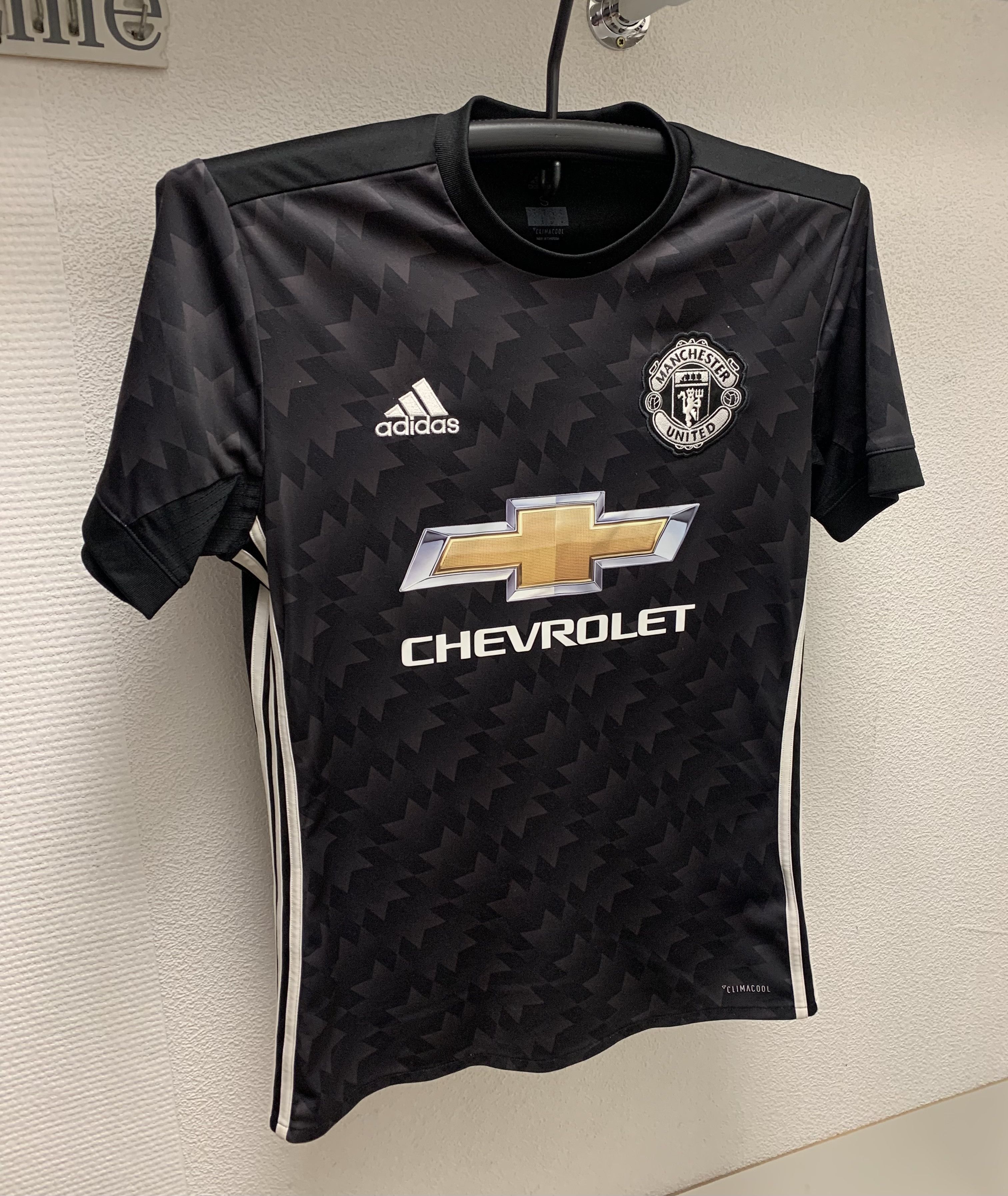 Adidas Manchester United Adidas soccer jersey S sz Size US S / EU 44-46 / 1 - 1 Thumbnail