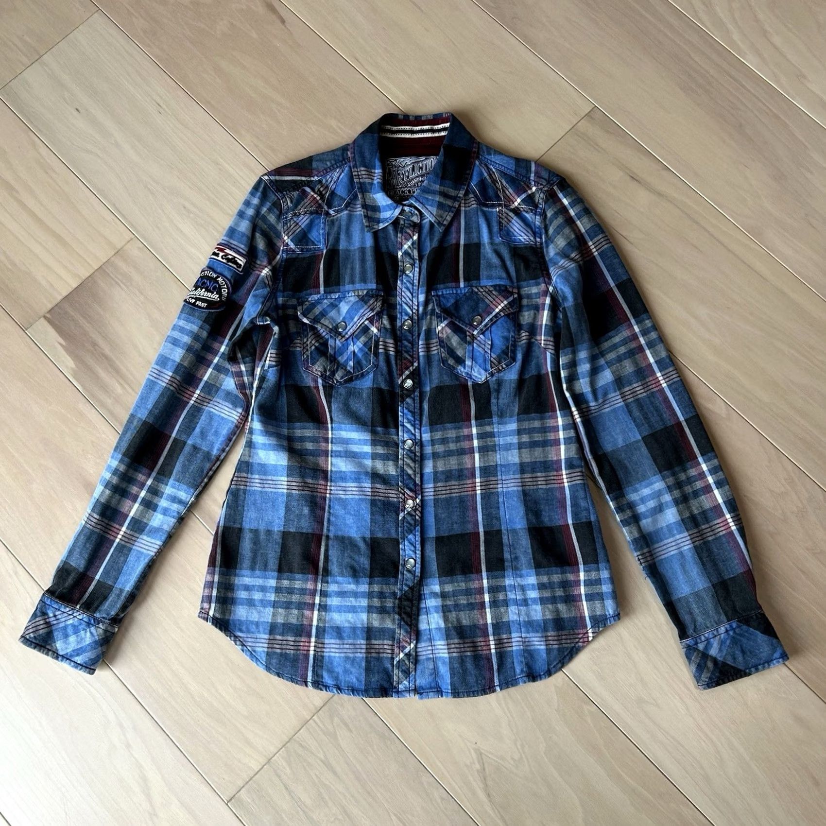 Affliction Affliction Button-Up Shirt Women’s Small Blue Plaid Lace-Up Embroidered Rhinestone Knit Long Sleeve Casual Top Size S / US 4 / IT 40 - 3 Thumbnail