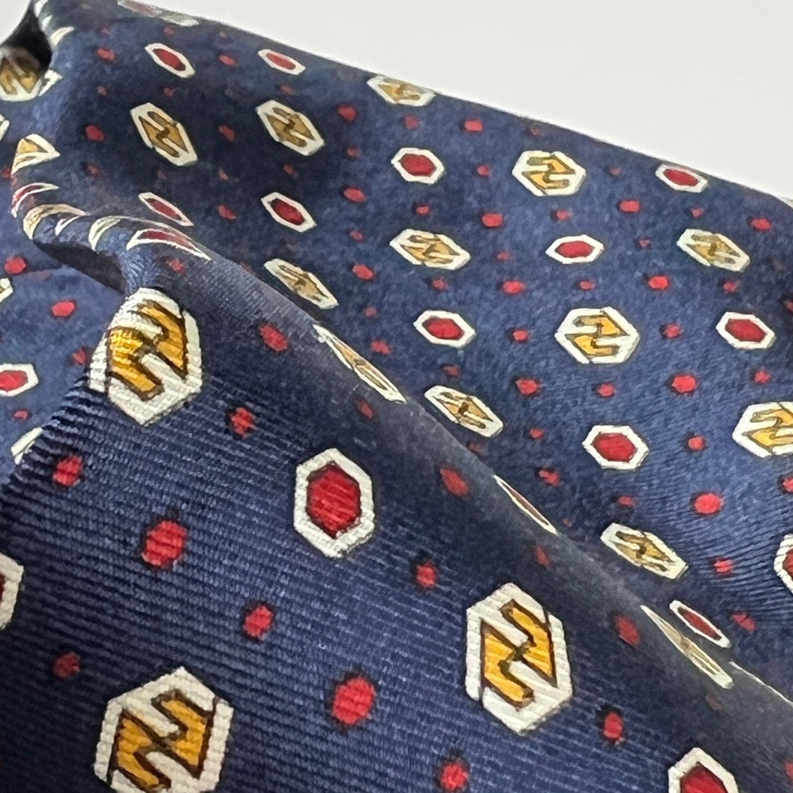 Fendi Fendi Men Made In Italy Tie Blue Red White 100% Silk Necktie Size ONE SIZE - 5 Thumbnail