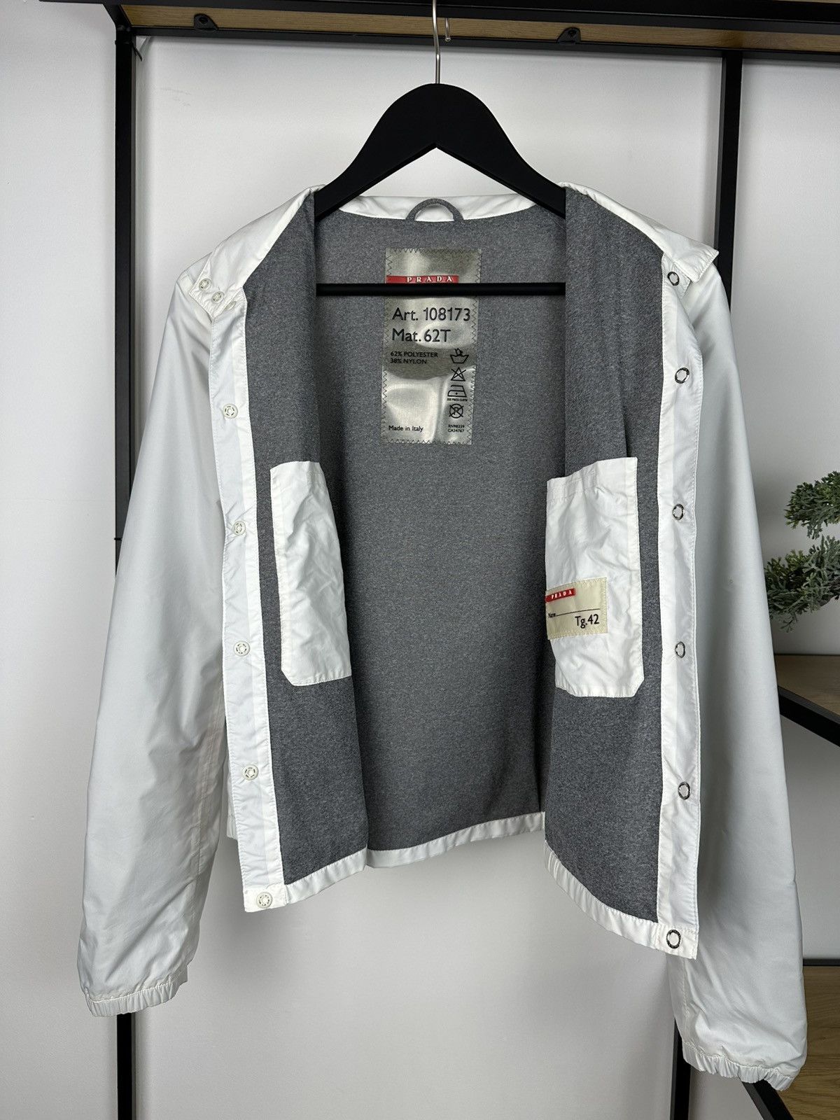 Prada Vintage Prada Nylon Jacket Red Tab Logo Track Women’s White Size M / US 6-8 / IT 42-44 - 21 Thumbnail
