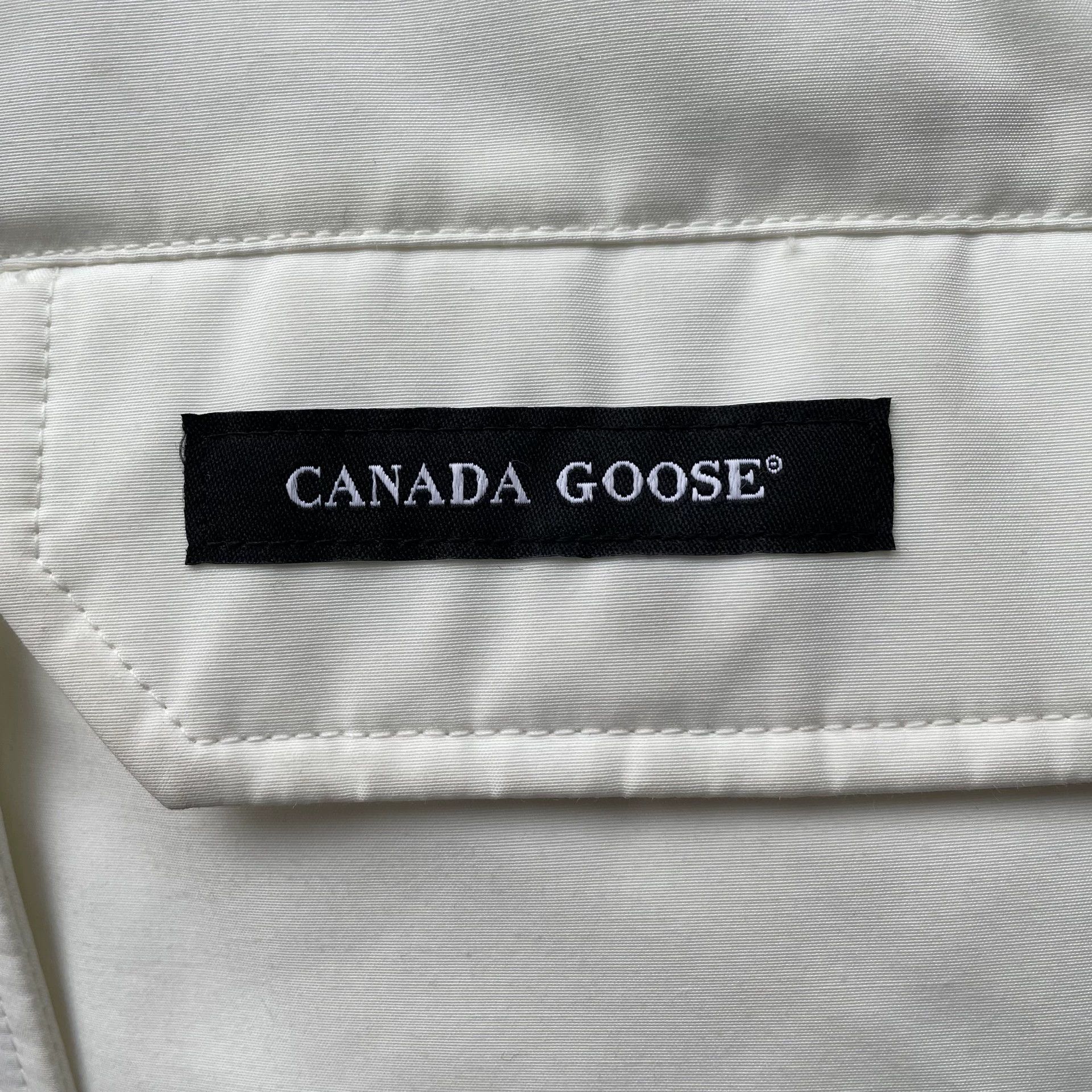 Canada Goose Canada Goose Red Label Hooded Down Coat Women's White M Size M / US 6-8 / IT 42-44 - 4 Thumbnail