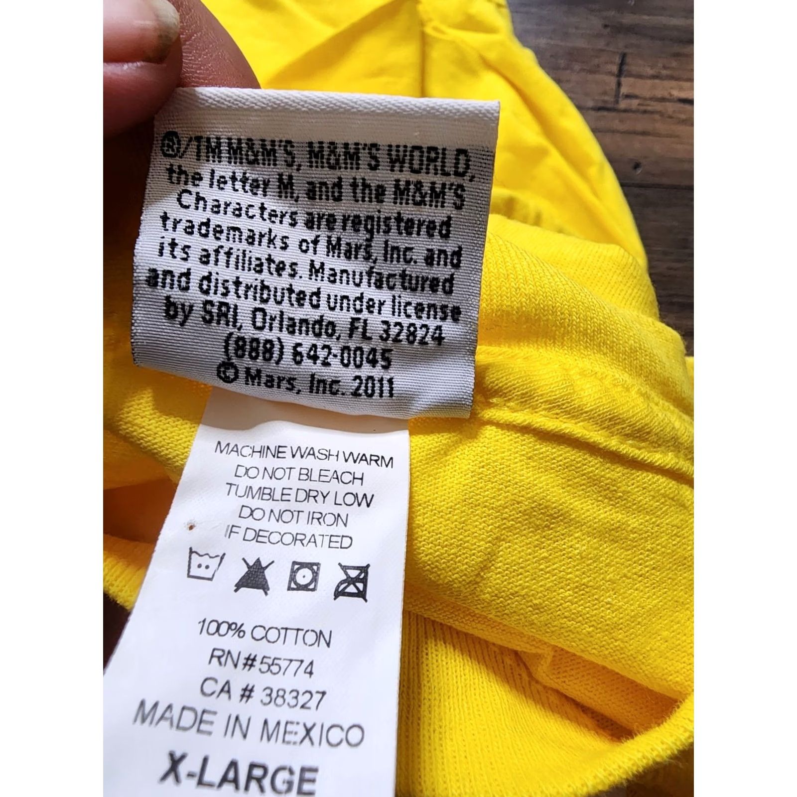 Vintage VINTAGE Mens XL Yellow M&M Candy Big Graphic Costume T Shirt Distressed 90s Mens XL Yellow M&M Candy Big Graphic Costume T Shirt Distressed Size US XL / EU 56 / 4 - 6 Thumbnail