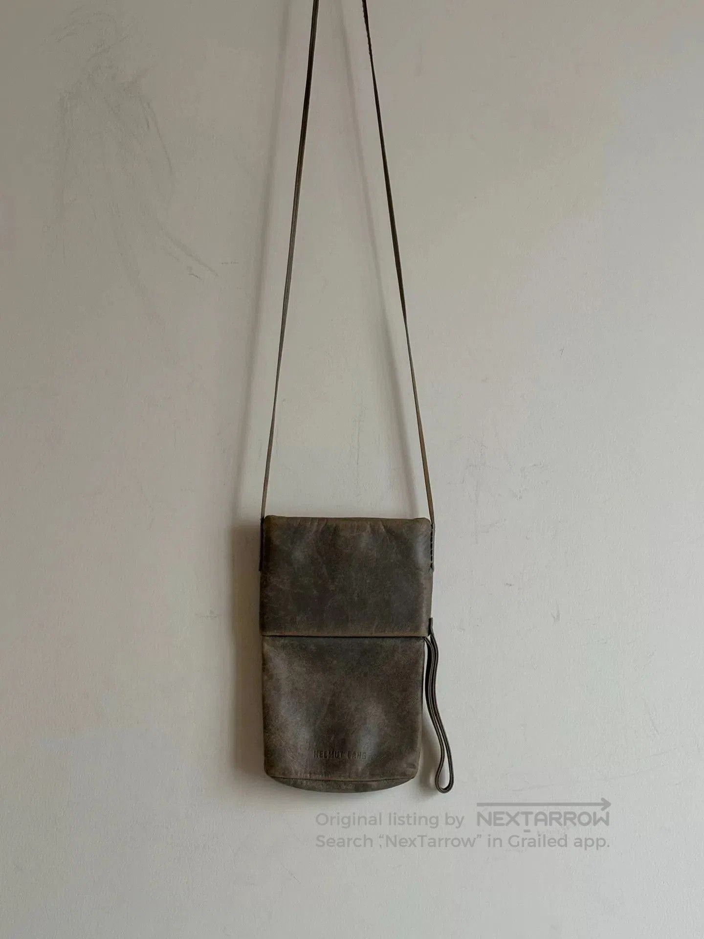 Helmut Lang helmut lang vintage distressed leather crossbody bag. Size ONE SIZE - 4 Thumbnail