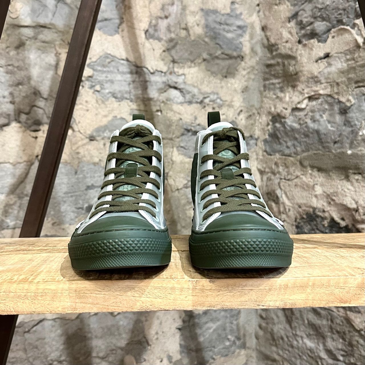 Dior Dior B23 Dark Olive Green Oblique Canvas High-top Sneakers Size US 7 / EU 40 - 3 Thumbnail