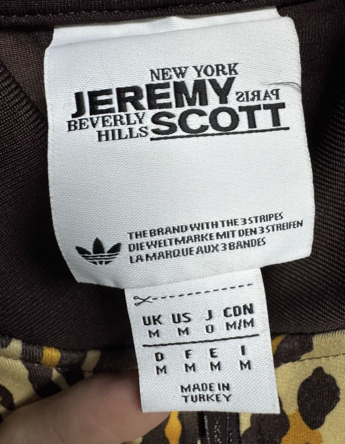 Adidas Adidas x Jeremy Scott Leopard Print Trefoil Jacket K37 Size M / US 6-8 / IT 42-44 - 3 Thumbnail