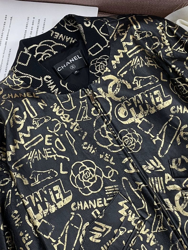 Chanel Chanel Egyptian series black gold graffiti full of letters Size S / US 4 / IT 40 - 2 Thumbnail