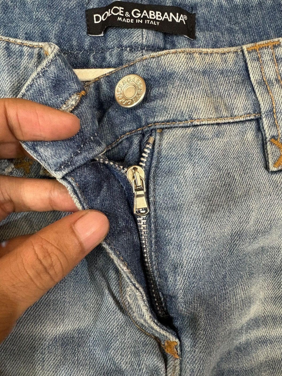 Dolce & Gabbana Vintage Italy Dolce Gabbana Faded Wash Distress Capri Jeans Size 29" - 3 Thumbnail