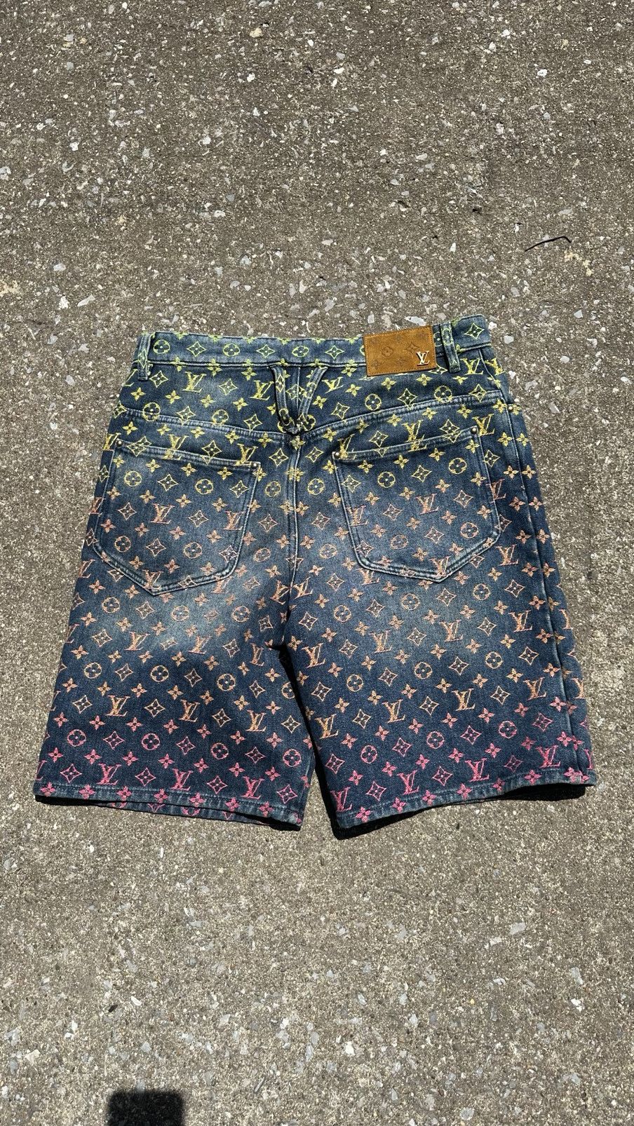 Louis Vuitton Louis Vuitton Rainbow Monogram Shorts Size US 30 / EU 46 - 3 Thumbnail