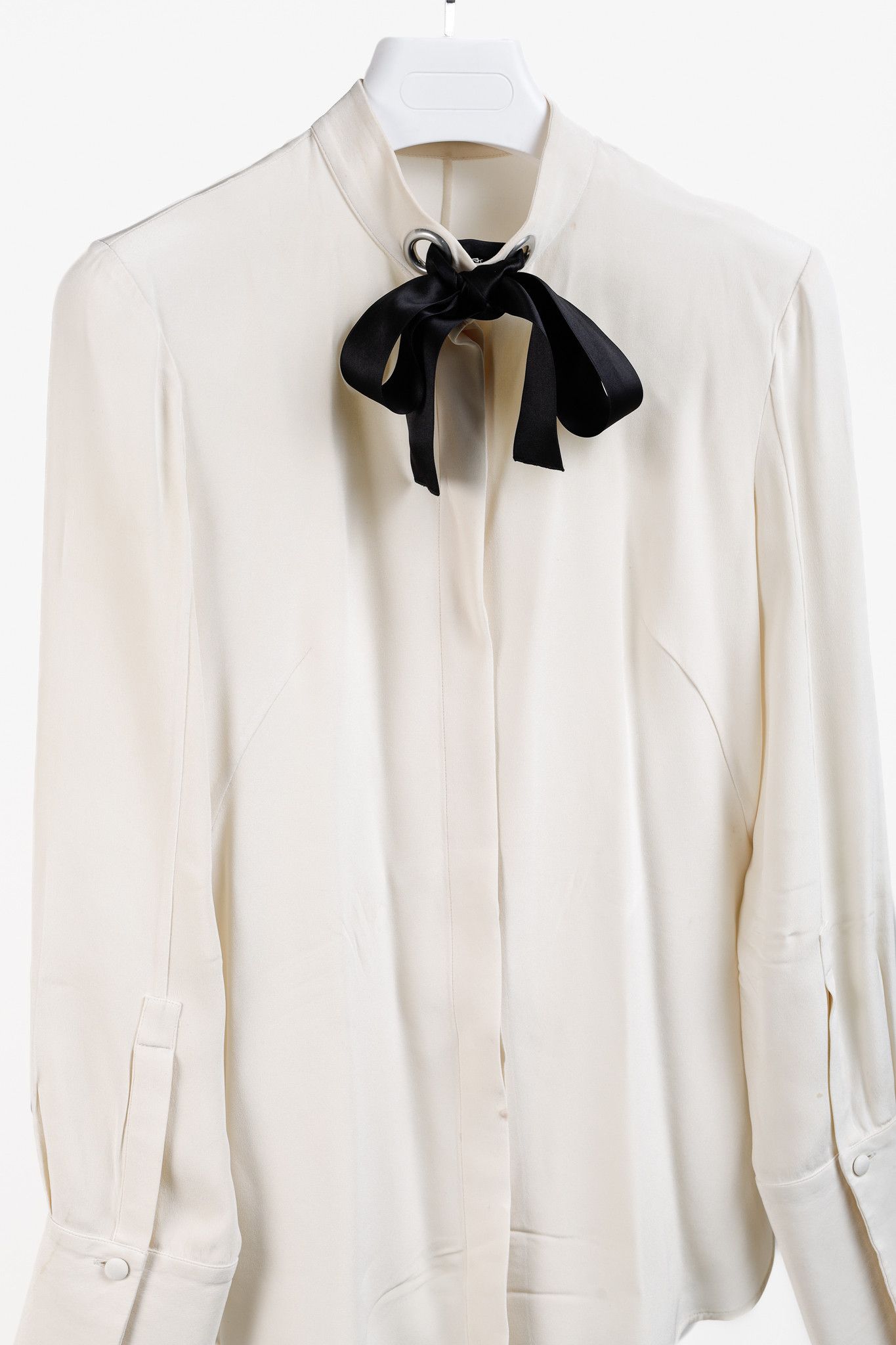Alexander McQueen Alexander McQueen AW/14 Black Bow Long Sleeve Silk Blouse Size L / US 10 / IT 46 - 3 Thumbnail