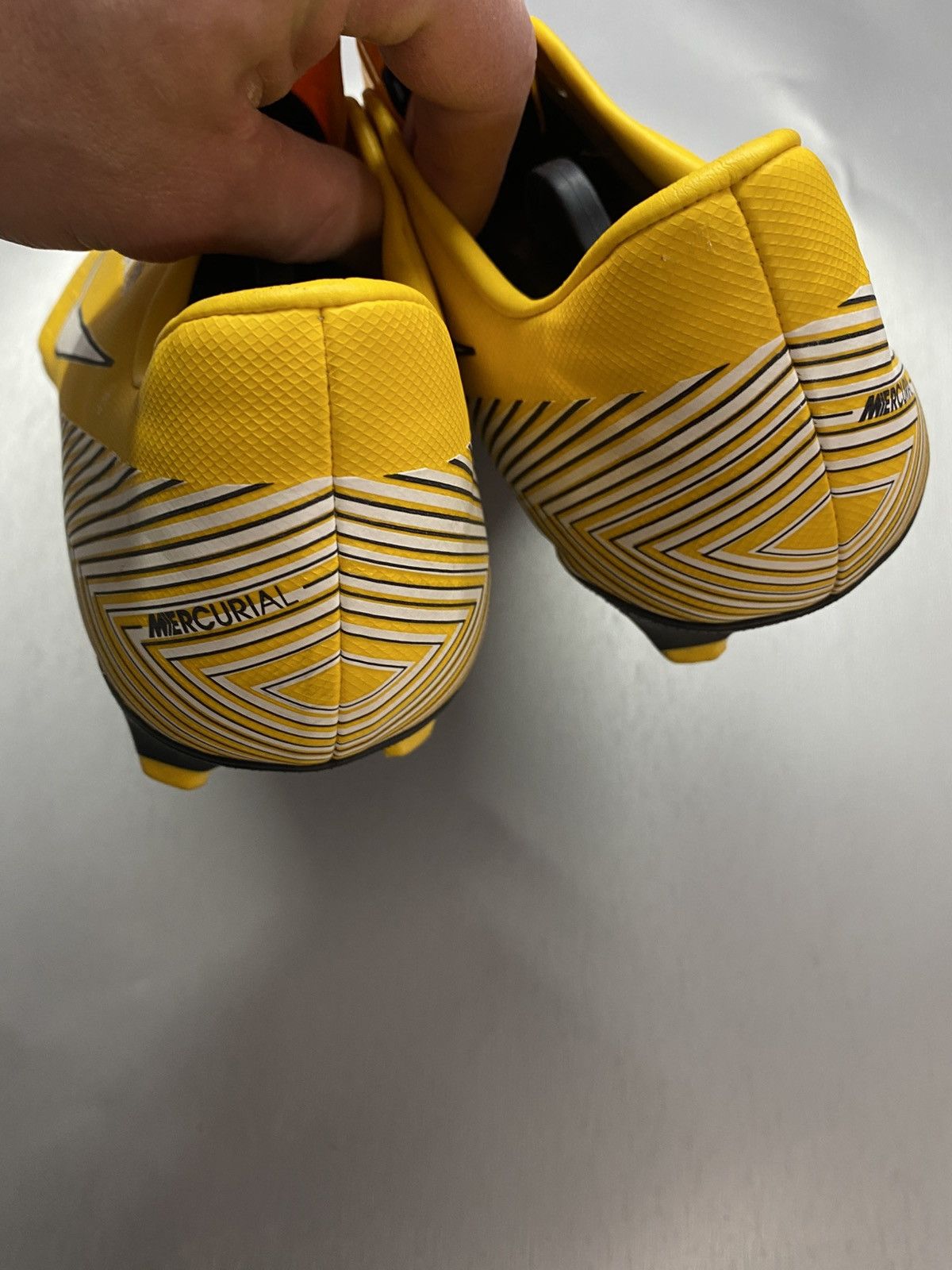 Nike Nike Mercurial Vapor 12 Pro NJR FG Yellow US 10.5 EUR 44.5 Size US 10.5 / EU 43-44 - 6 Thumbnail