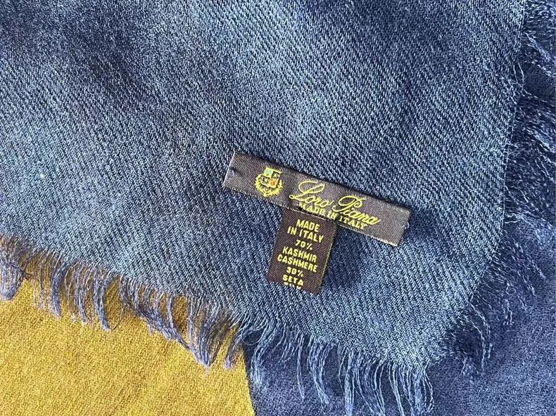 Loro Piana LORO PIANA A large painted wool shawl Size ONE SIZE - 4 Thumbnail