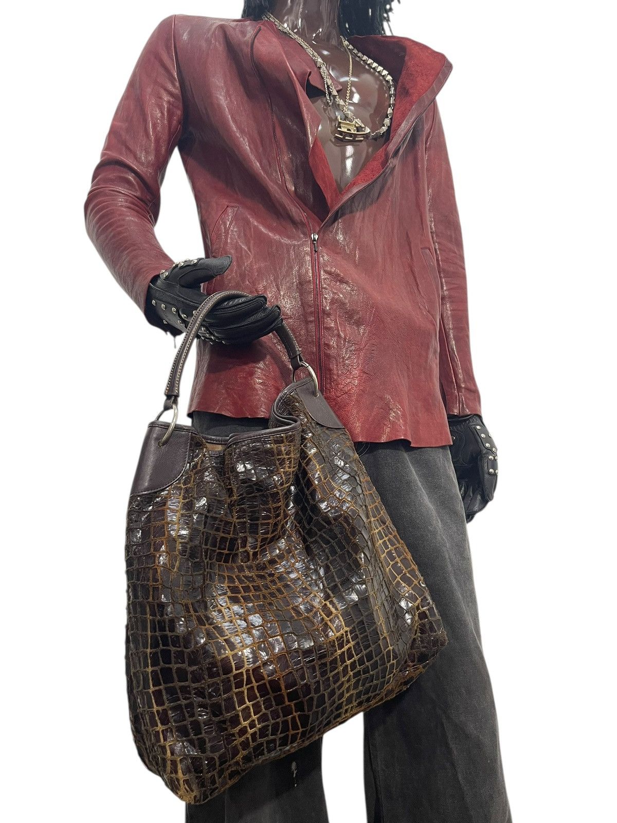 Genuine Leather Crocodile Embossed Textured Patina 4 Session Bag 2🟩1 Size ONE SIZE - 1 Thumbnail